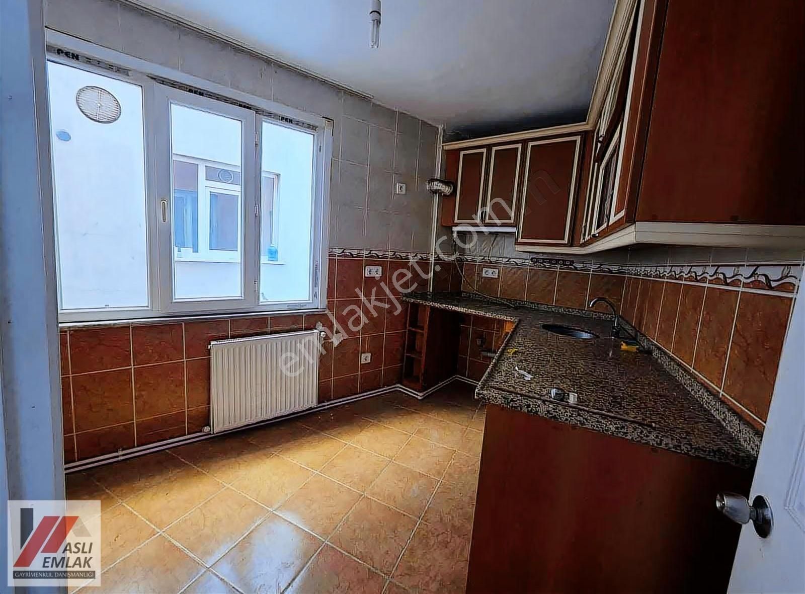 Aslı Emlak'tan 75 Yıl Mah. Satılık 2+1 Balkonlu 2. Kat Daire - Görsel 9