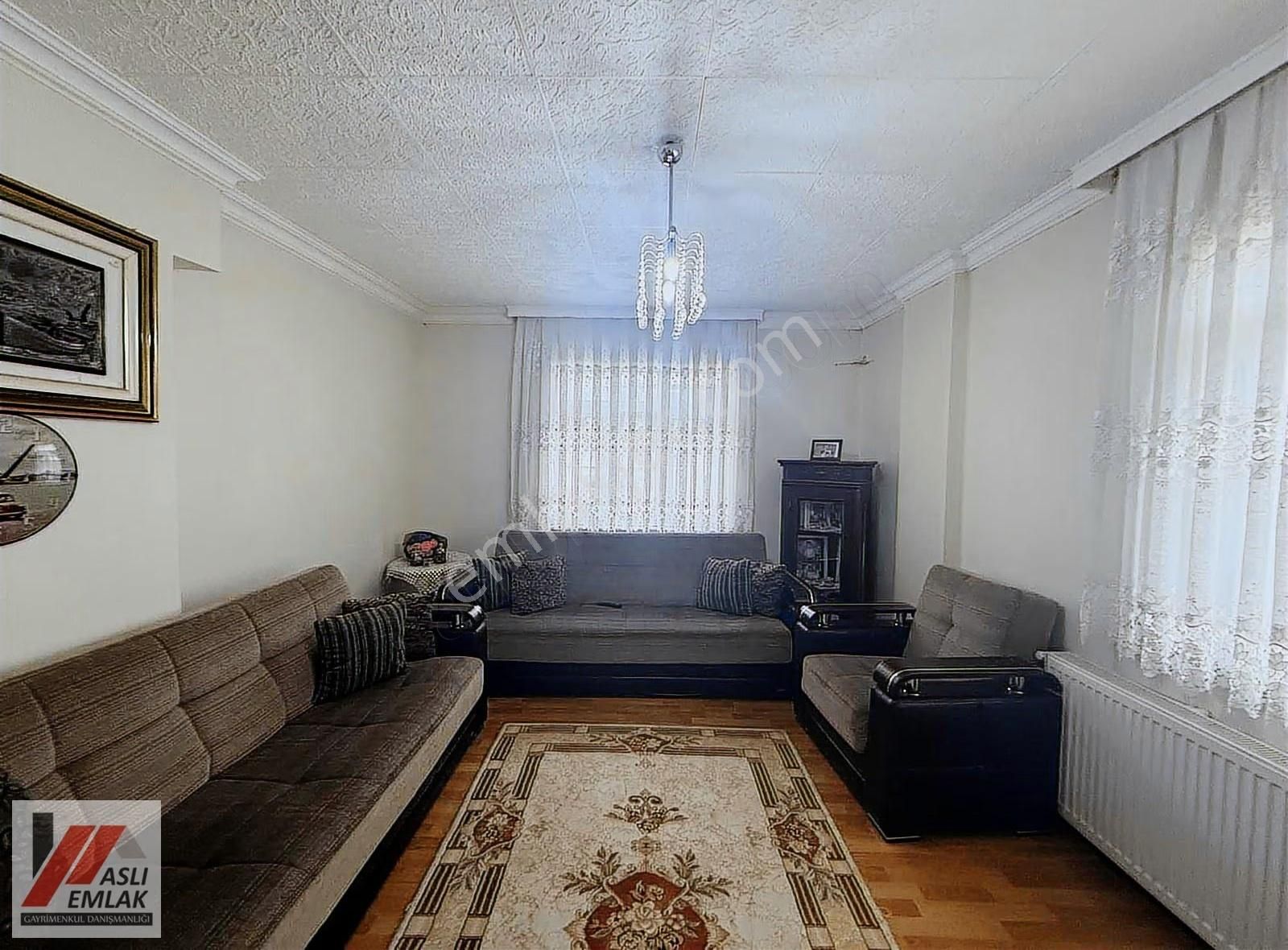 Aslı Emlak'tan Yunusemre Mah. 2+1 Satılık Daire