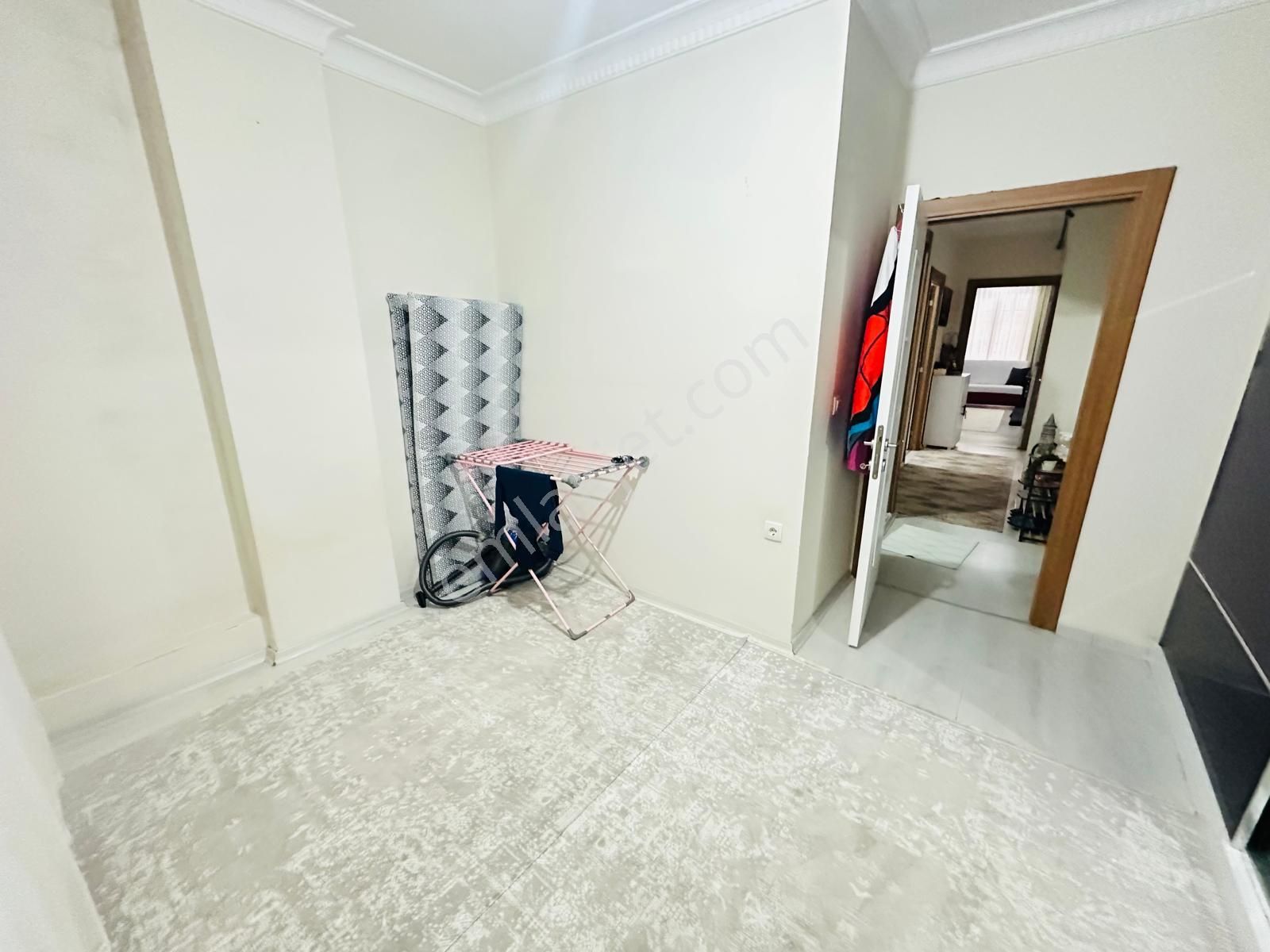 Has Seba'da İnönüde Cadde Dibinde Fırsat 2+1 70m Yeni Bina Daire - Görsel 18