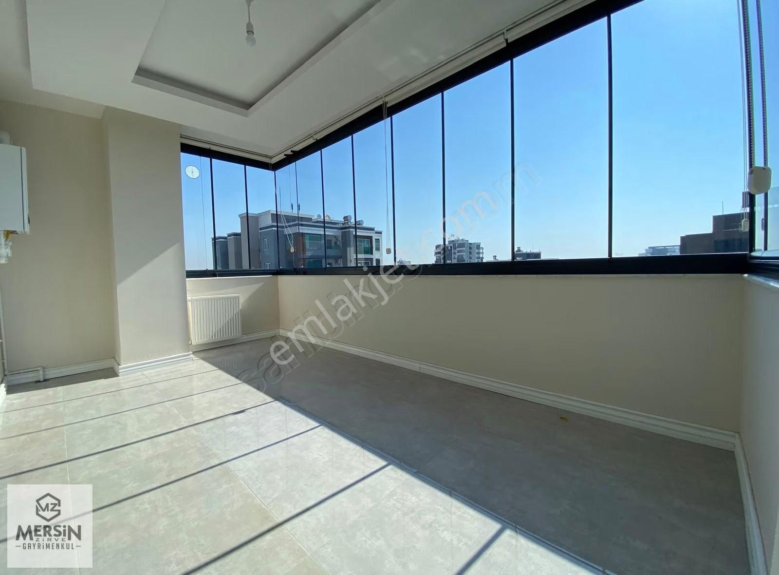 Mezitli Akdeniz'de Kiralık Geniş 4+1 Daire - Görsel 13