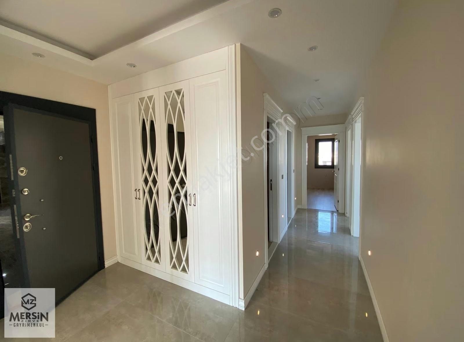 Mezitli Akdeniz'de Kiralık Geniş 4+1 Daire - Görsel 10