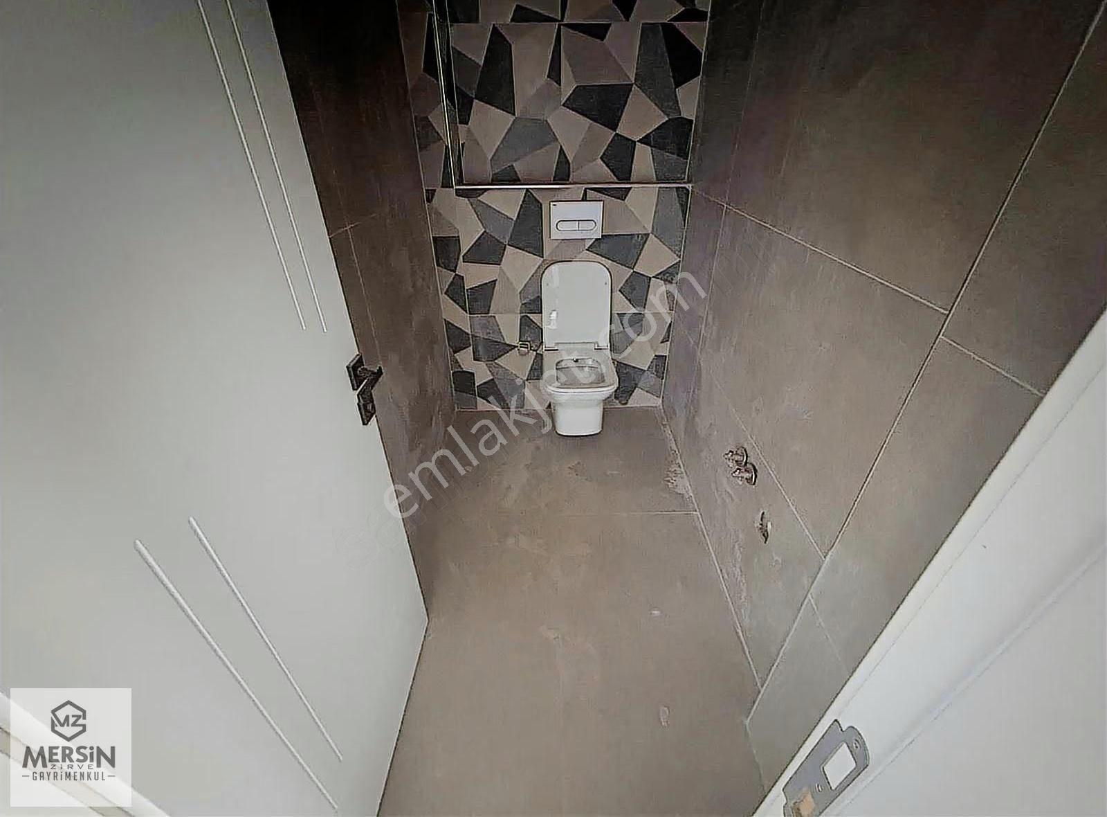 Mezitli Adonis Sitesi'nde Deniz Manzaralı Satılık 3+1 Daire - Görsel 6