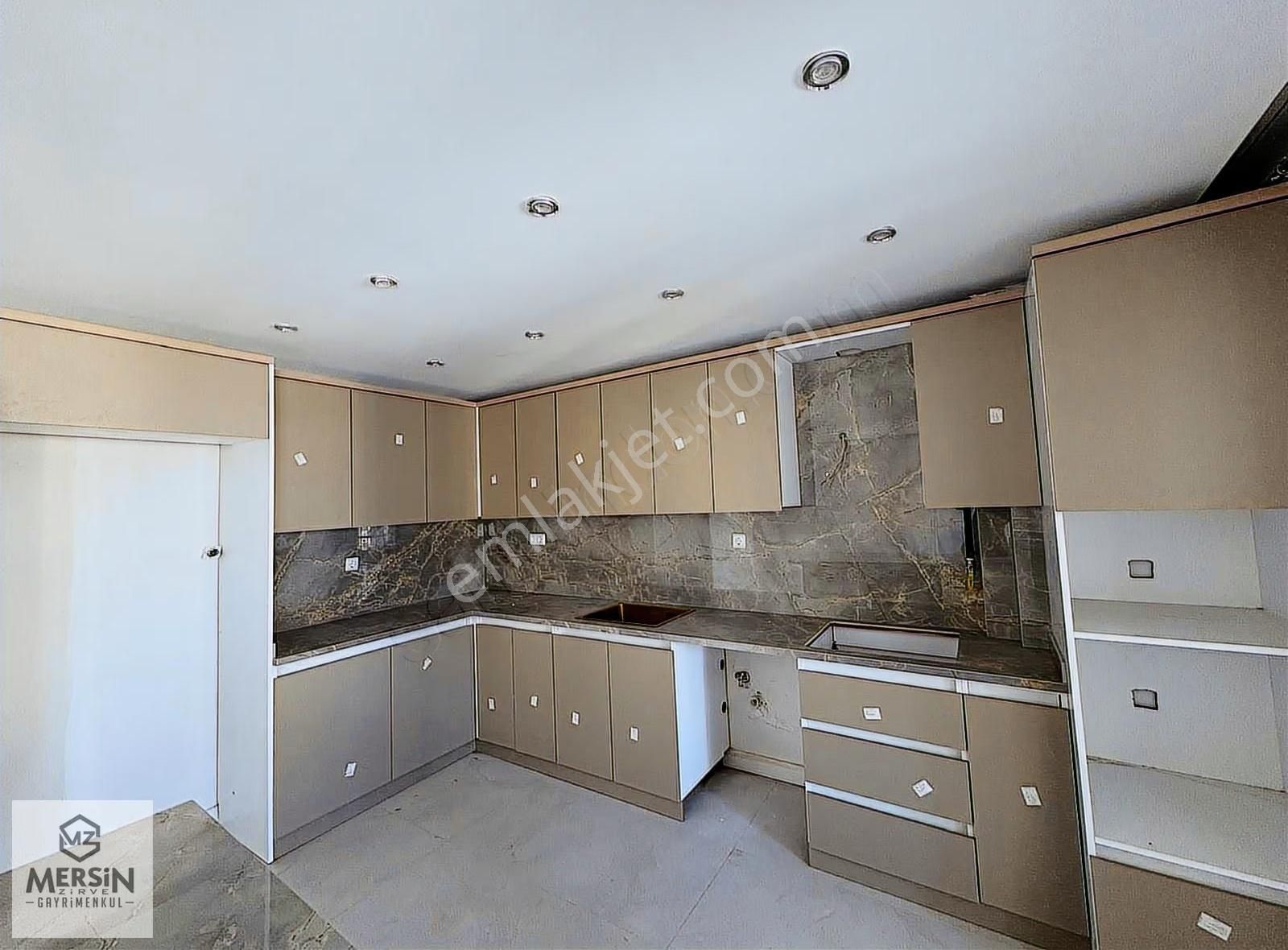 Mezitli Adonis Sitesi'nde Deniz Manzaralı Satılık 3+1 Daire - Görsel 20