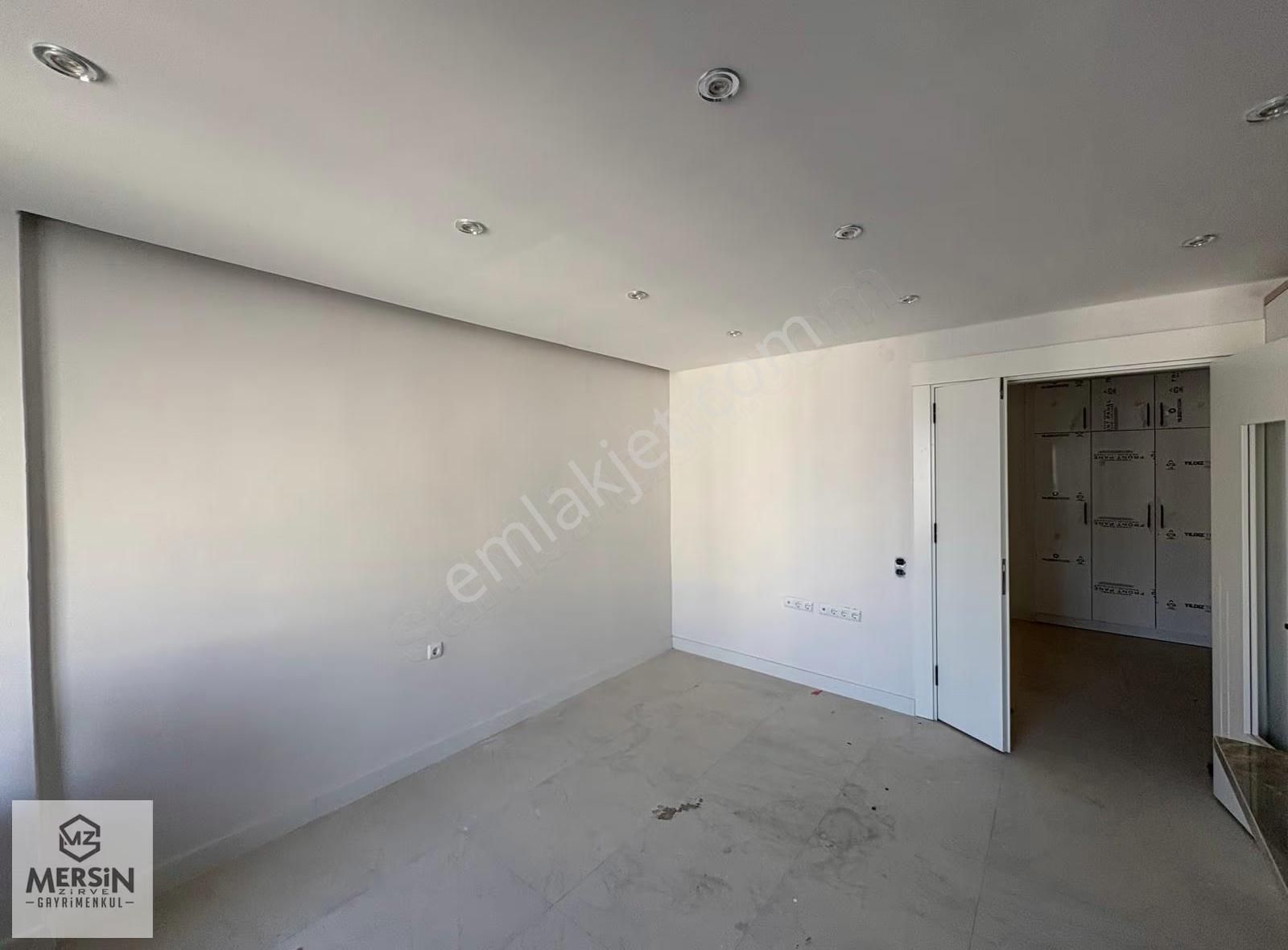 Mezitli Adonis Sitesi'nde Deniz Manzaralı Satılık 3+1 Daire - Görsel 21