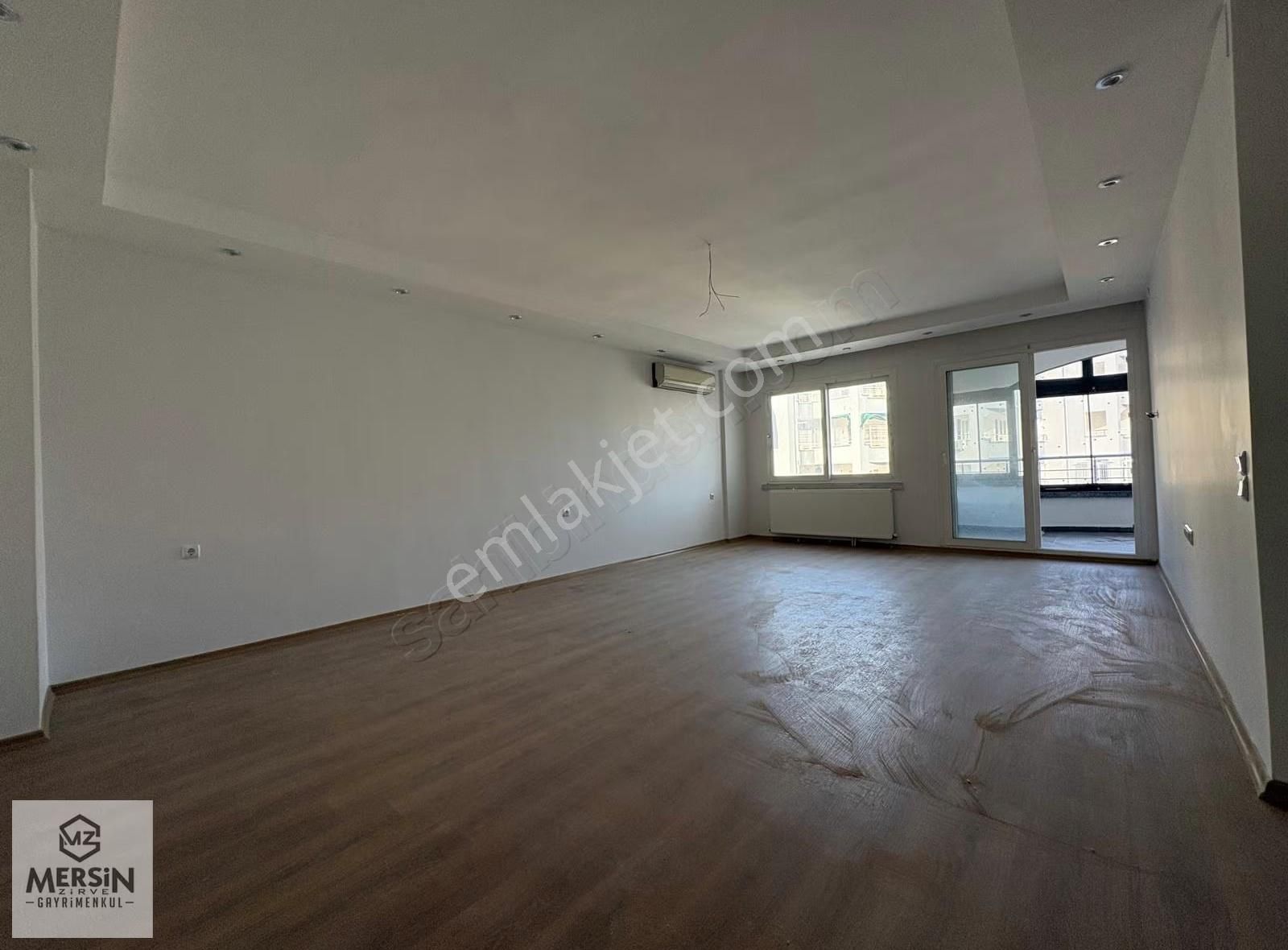 Mezitli Adonis Sitesi'nde Deniz Manzaralı Satılık 3+1 Daire - Görsel 8