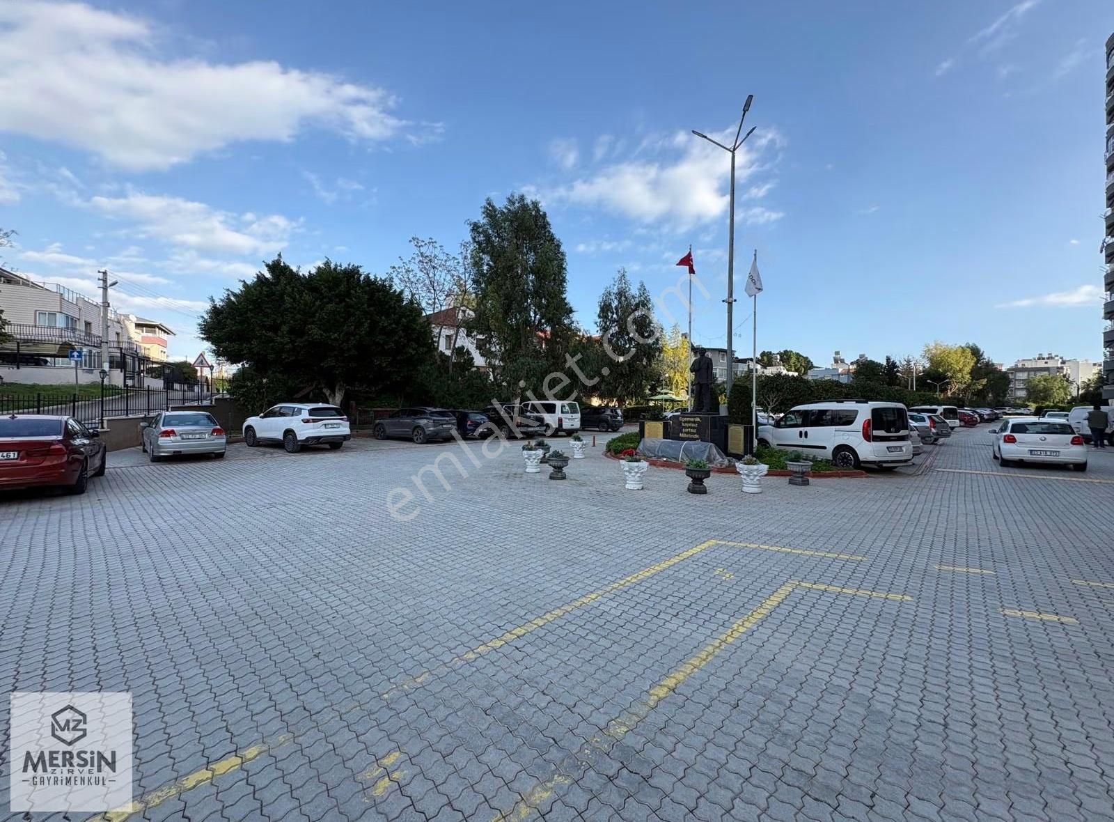 Mezitli Adonis Sitesi'nde Deniz Manzaralı Satılık 3+1 Daire - Görsel 3