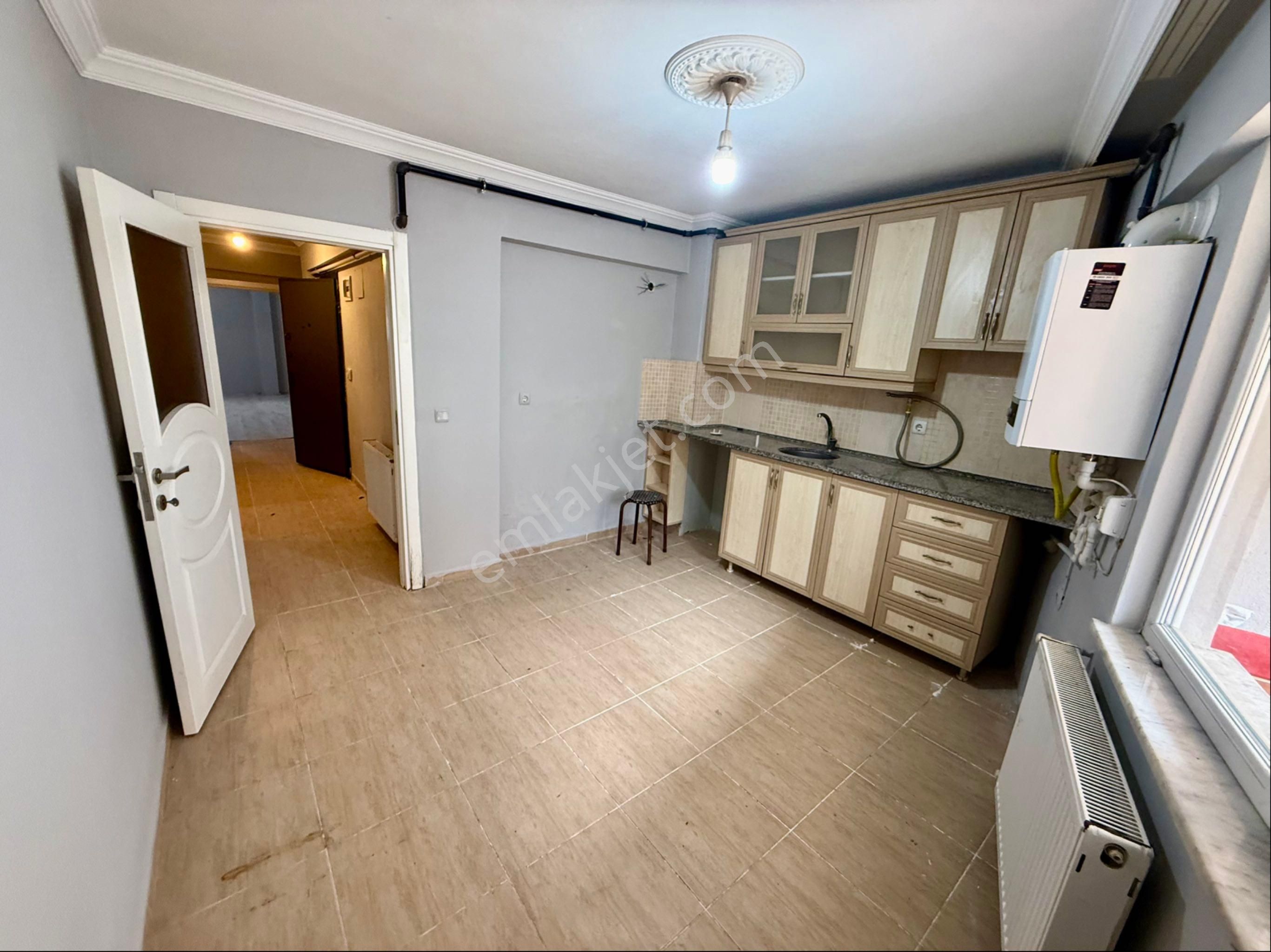 Evim-nur’dan Yenidoğan Mh 2+1 10 Yıllık Satılık Fırsat Daire - Görsel 4