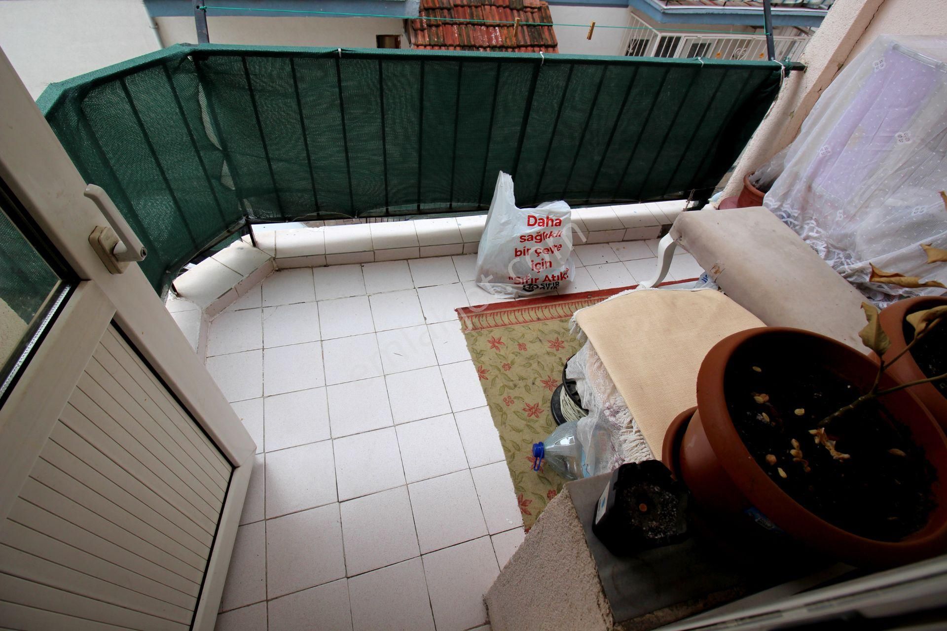 Emre Emlak'tan Akşemsettin'de Katta Ön Cephe 3+1 Satılık Daire - Görsel 12