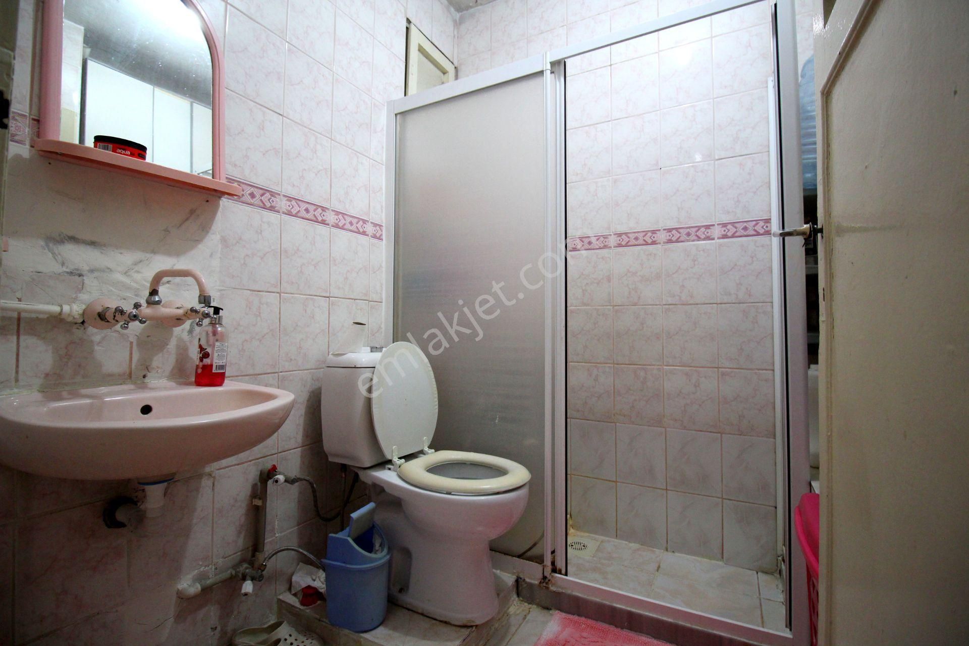 Emre Emlak'tan Akşemsettin'de Katta Ön Cephe 3+1 Satılık Daire - Görsel 24