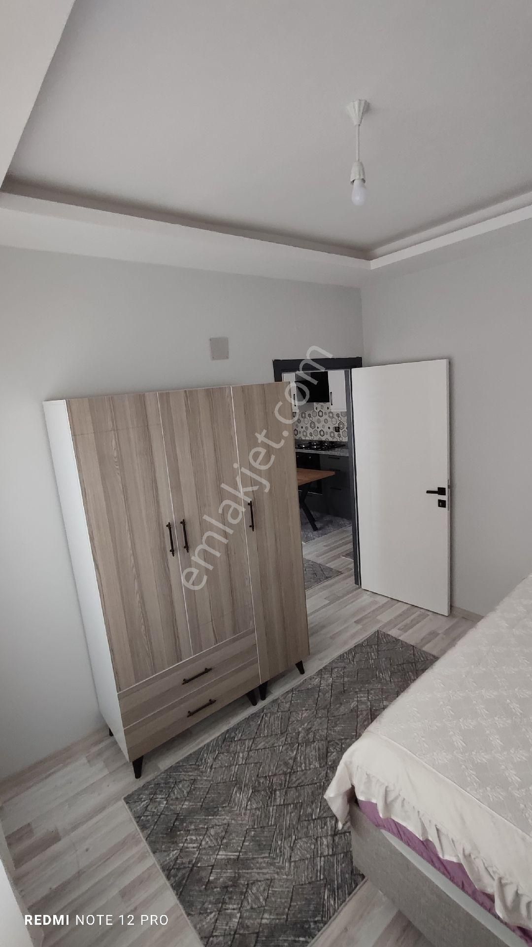 Gültepede Cadde Üzeri 1+1 Ful Sıfır Eşyalı İskânlı - Görsel 11