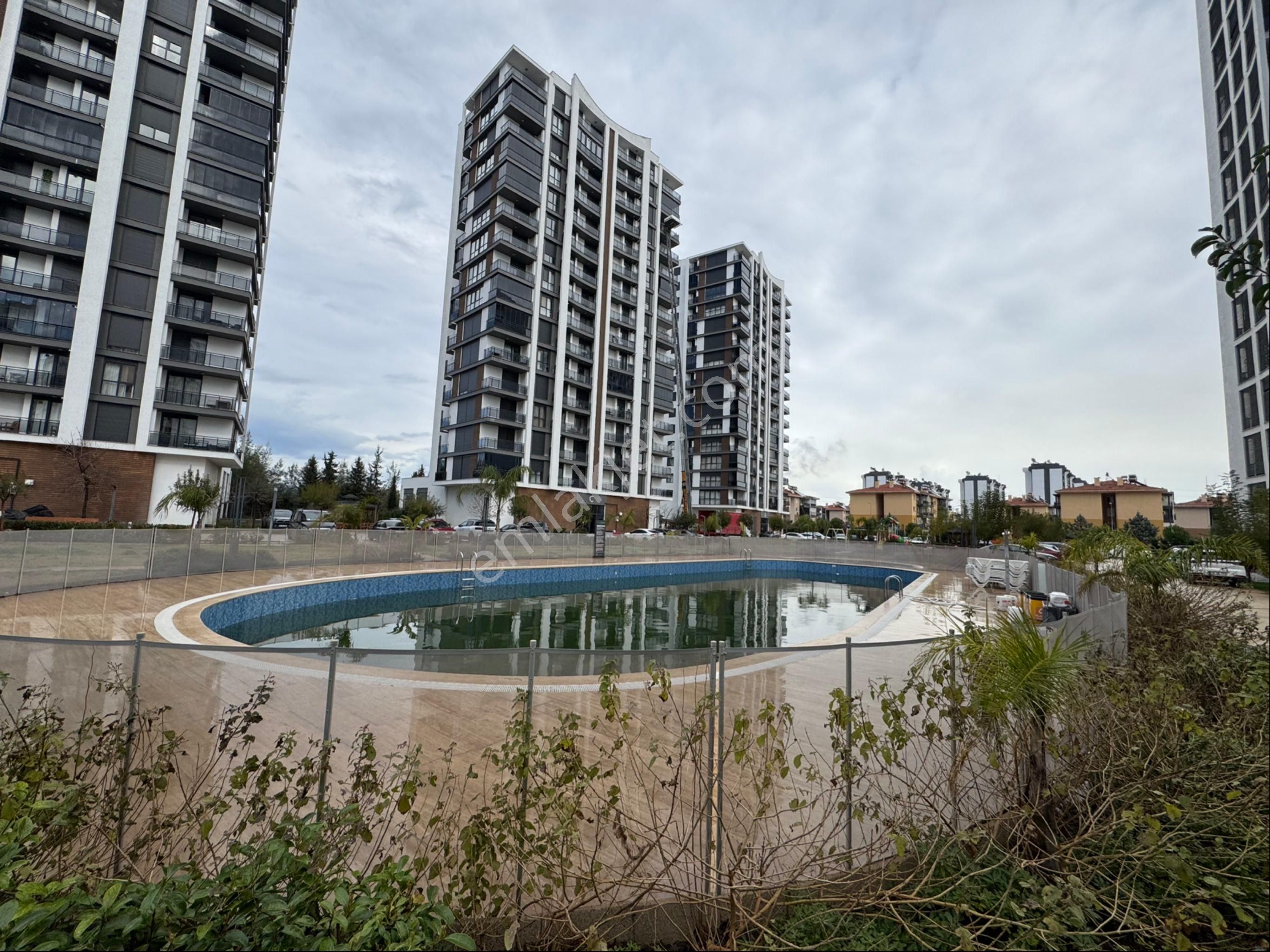 Rengi Antalya Sitesinde 3+1 Doğalgazlı Ebeveyn Banyolu - Görsel 21