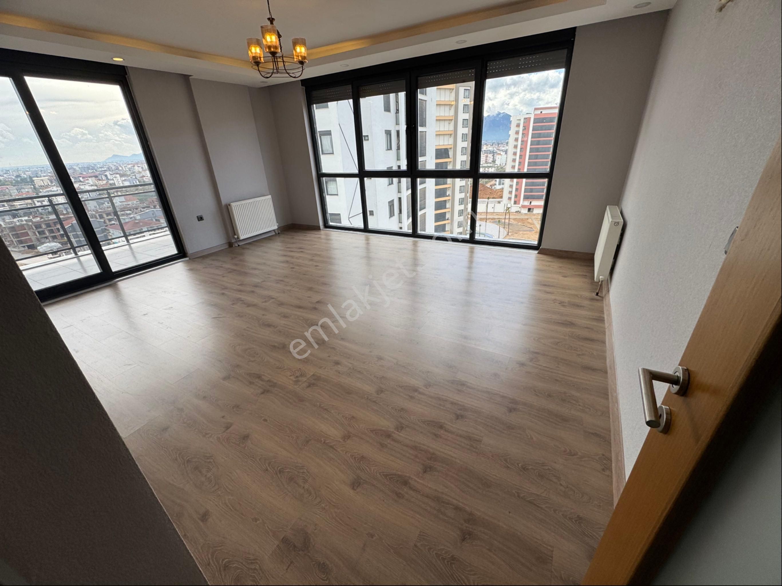 Rengi Antalya Sitesinde 3+1 Doğalgazlı Ebeveyn Banyolu - Görsel 5