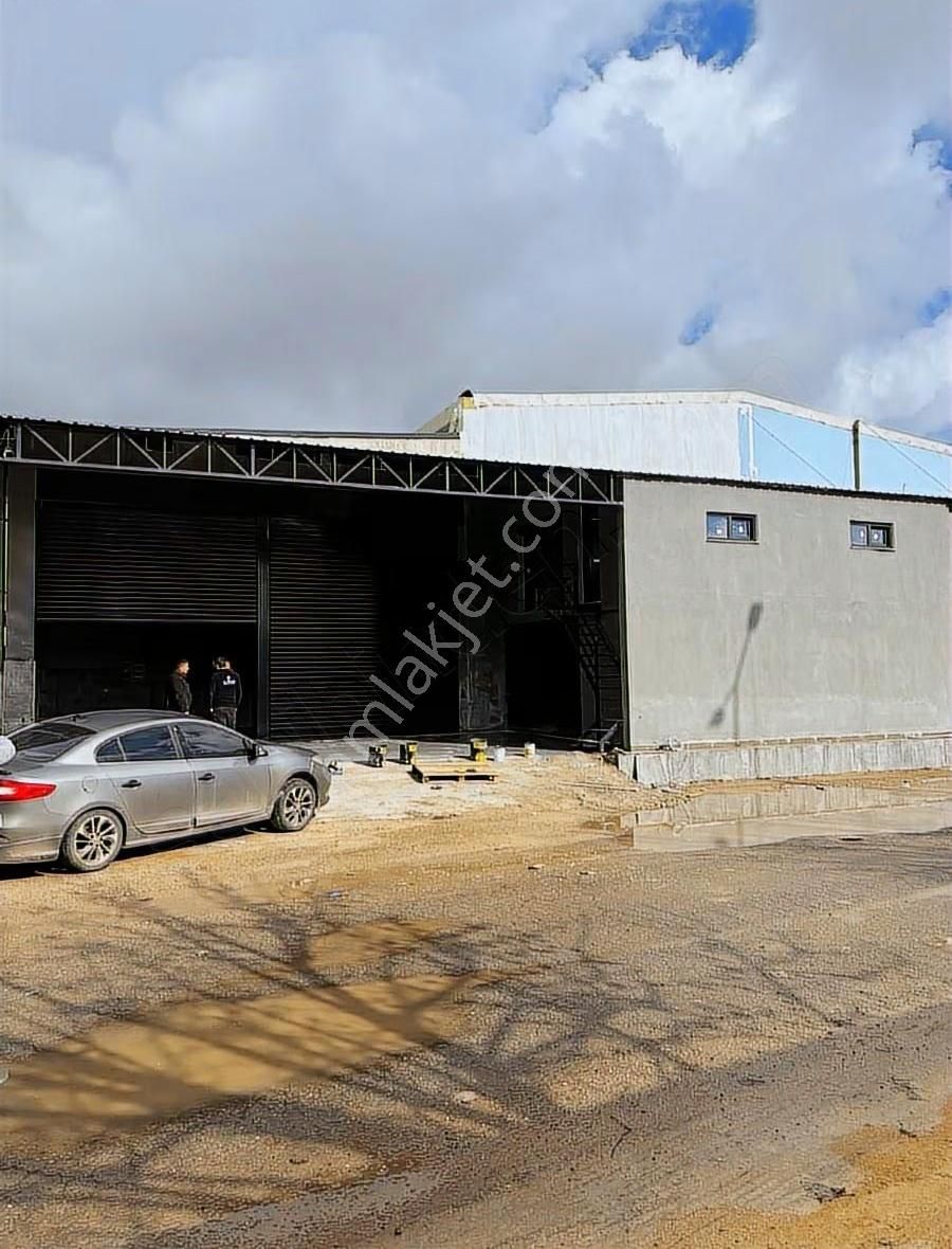 Döşemealtinda Adem Yörük Sanayide Köşe Başında Sıfır Dükkan - Görsel 2