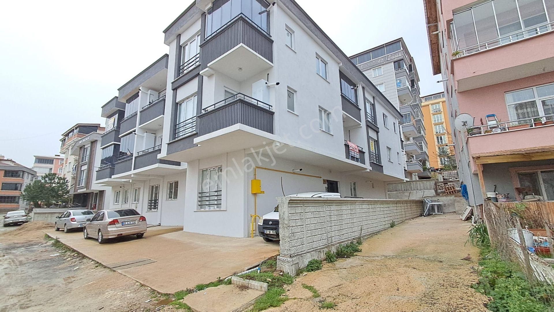 Akgün Kurumsal'dan Esenevler Mah. Satılık 1+1 Daire