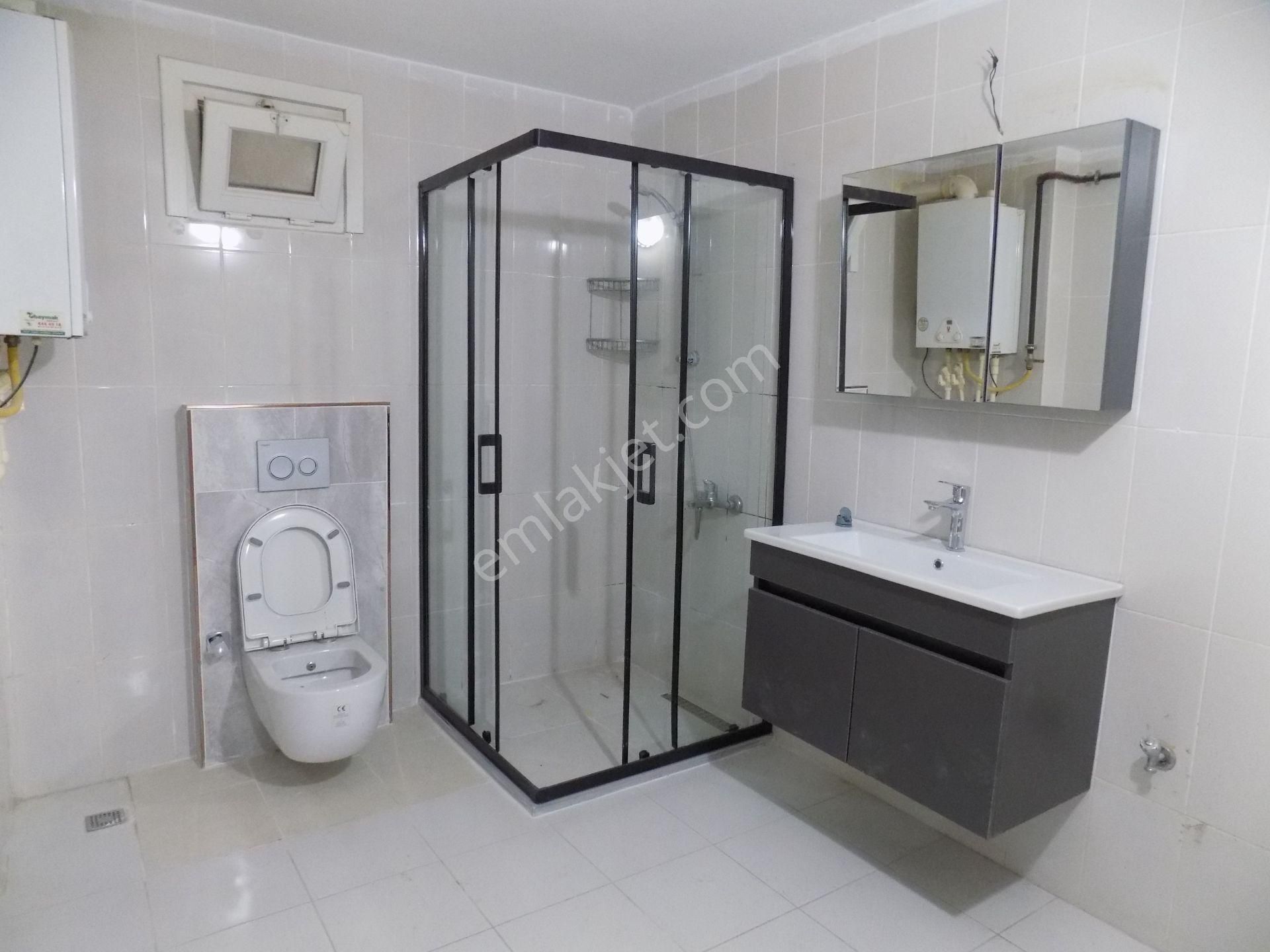 Cevızlı-atalar Marmaray Tekel Cd.yarı Zemın/2+1 70m2(yenılenmıs)kombılı - Görsel 16