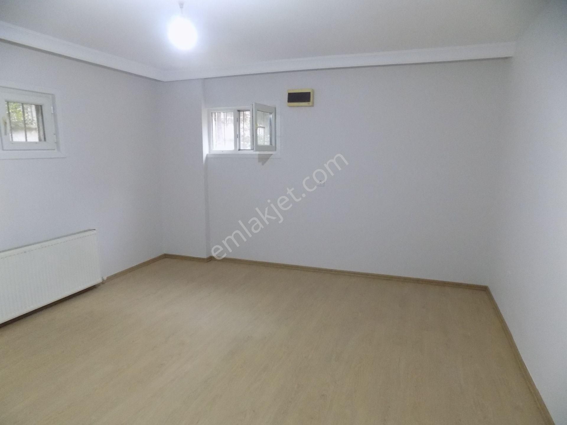 Cevızlı-atalar Marmaray Tekel Cd.yarı Zemın/2+1 70m2(yenılenmıs)kombılı - Görsel 15