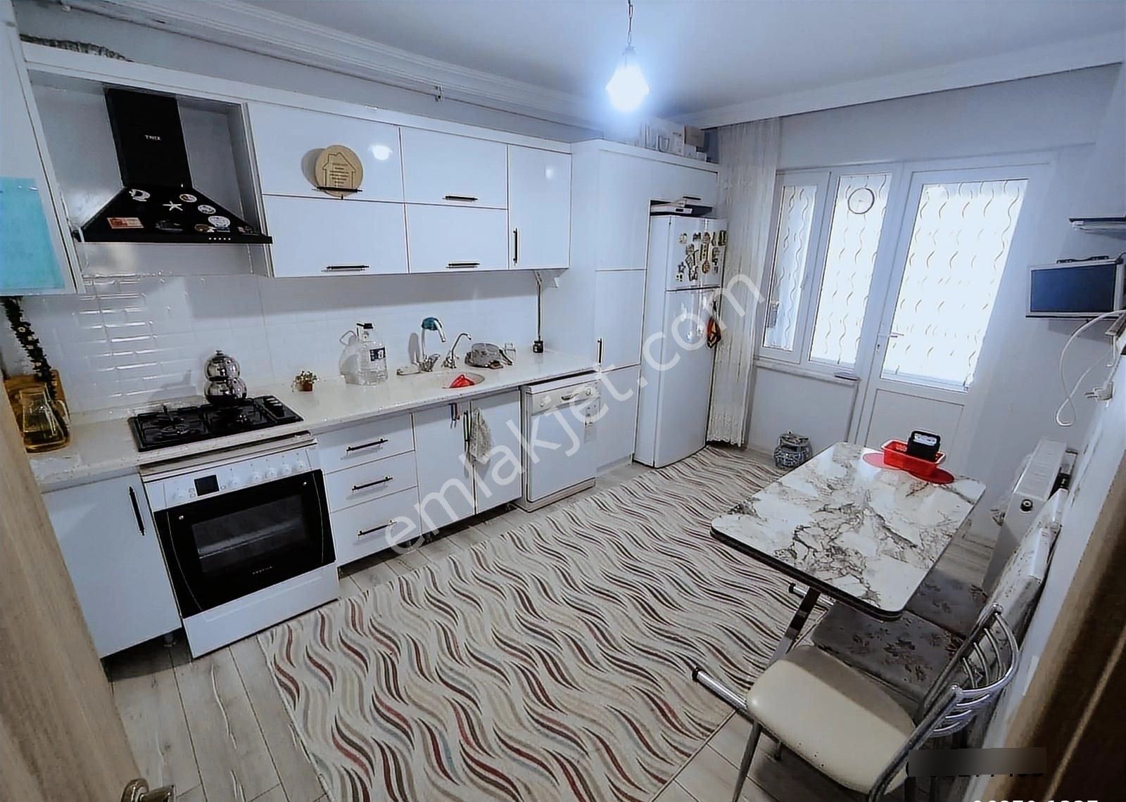 Kolçan Emlak'tan Sporkentin Merkezinde 2+1 Satılık Daire