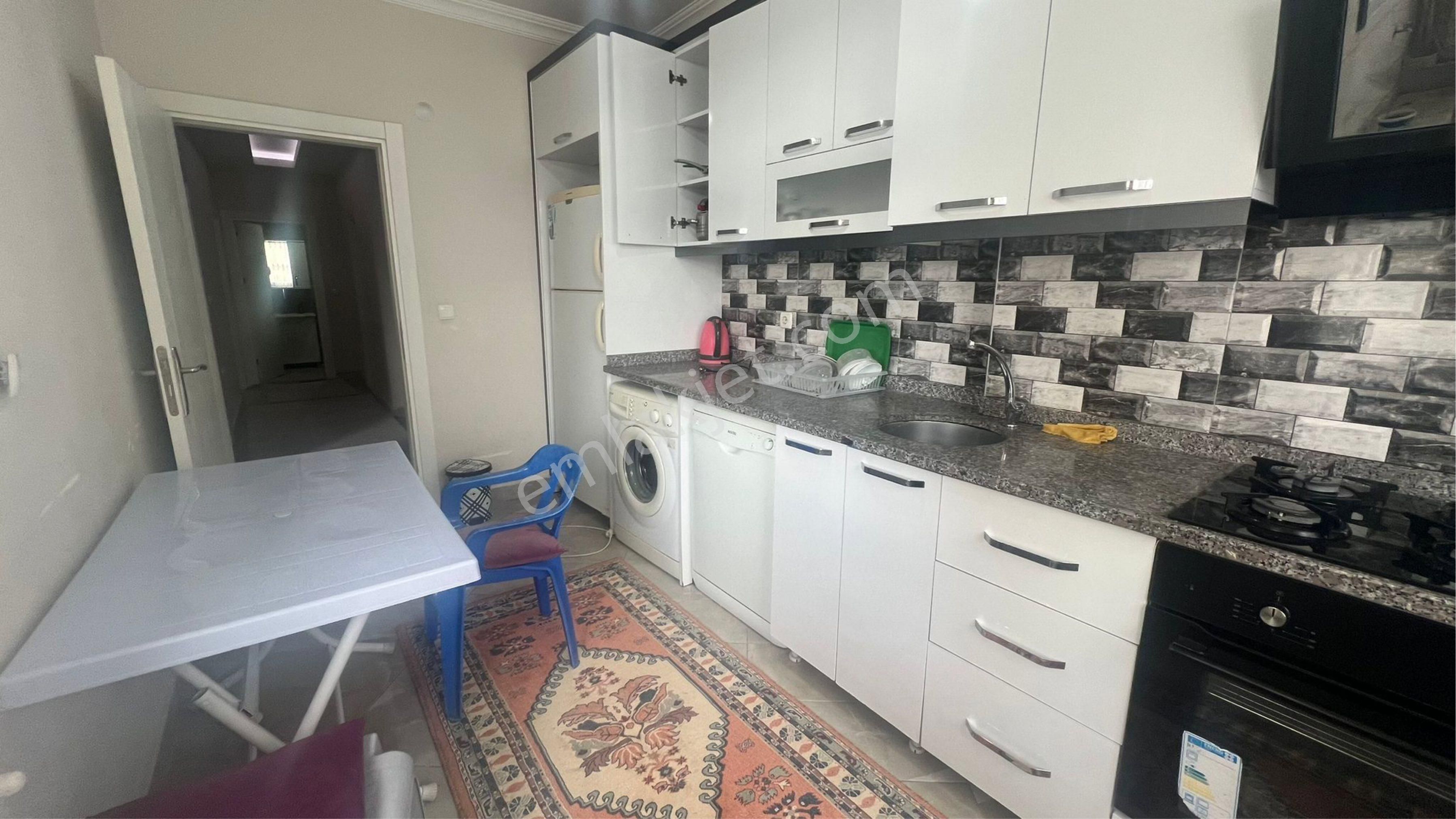 Atatürk Cad Üstü 2+1 Eşyalı - Görsel 3