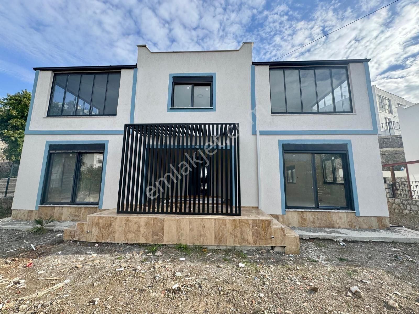 Eskada Komple Yenilenmiş, Müstakil 3+1 Kiralık Villa - Görsel 23