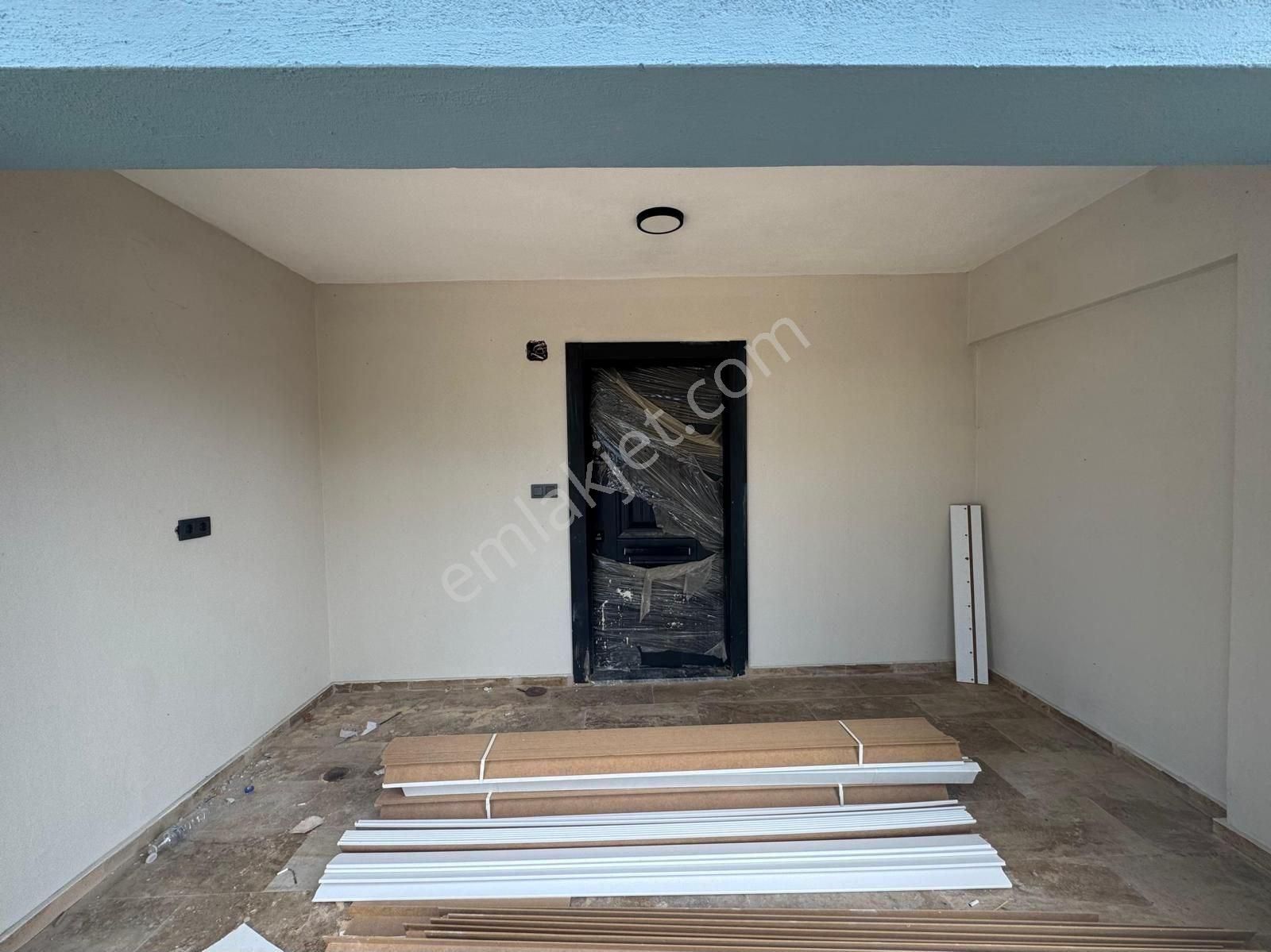 Eskada Komple Yenilenmiş, Müstakil 3+1 Kiralık Villa - Görsel 9