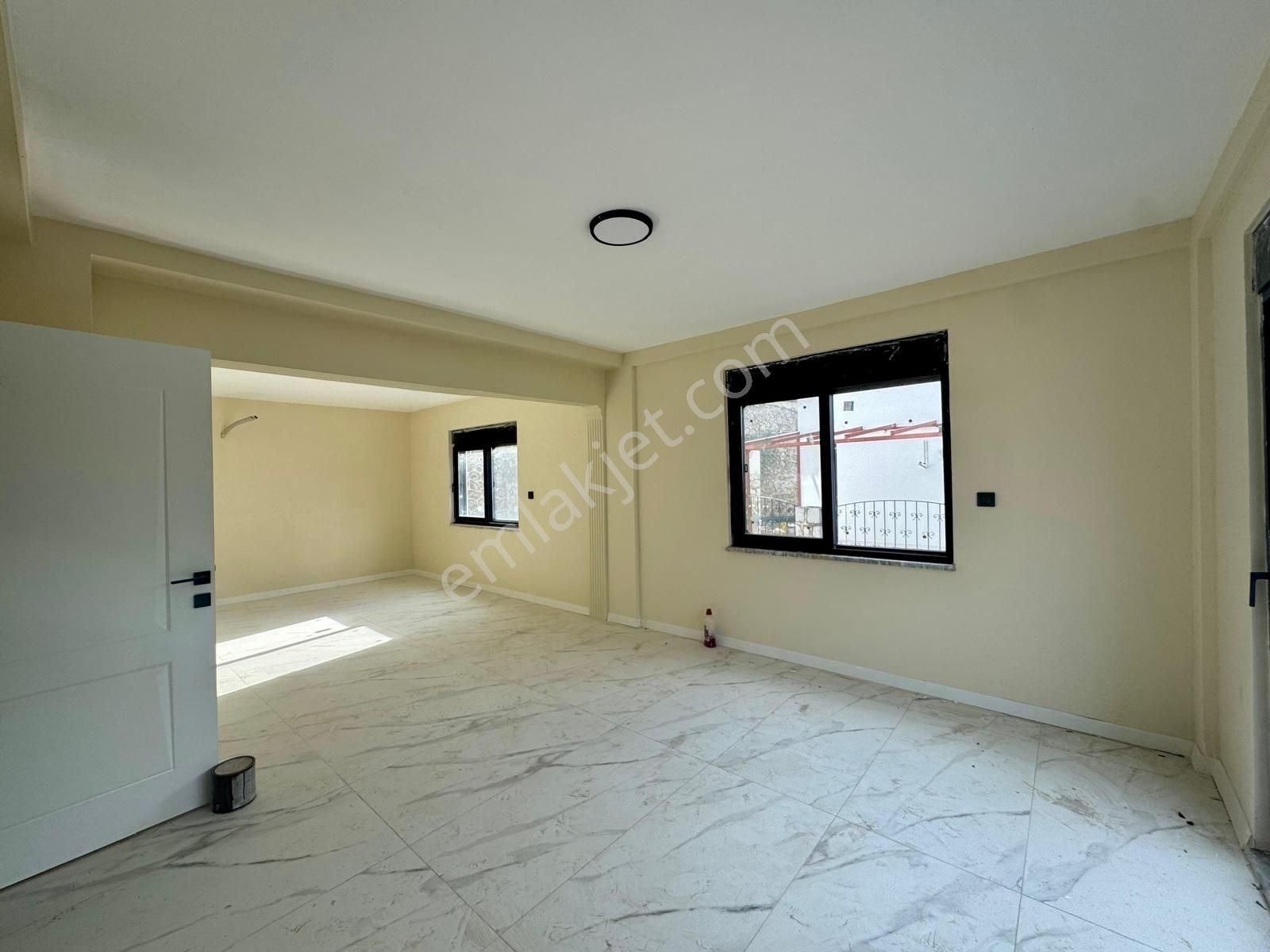 Eskada Komple Yenilenmiş, Müstakil 3+1 Kiralık Villa - Görsel 13