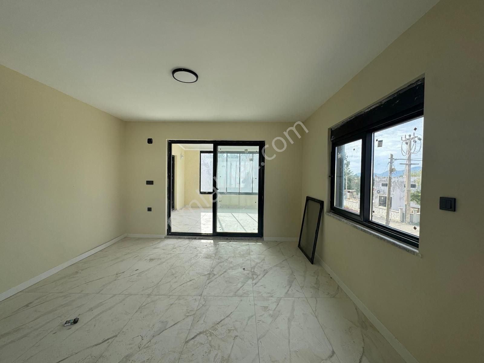 Eskada Komple Yenilenmiş, Müstakil 3+1 Kiralık Villa - Görsel 4