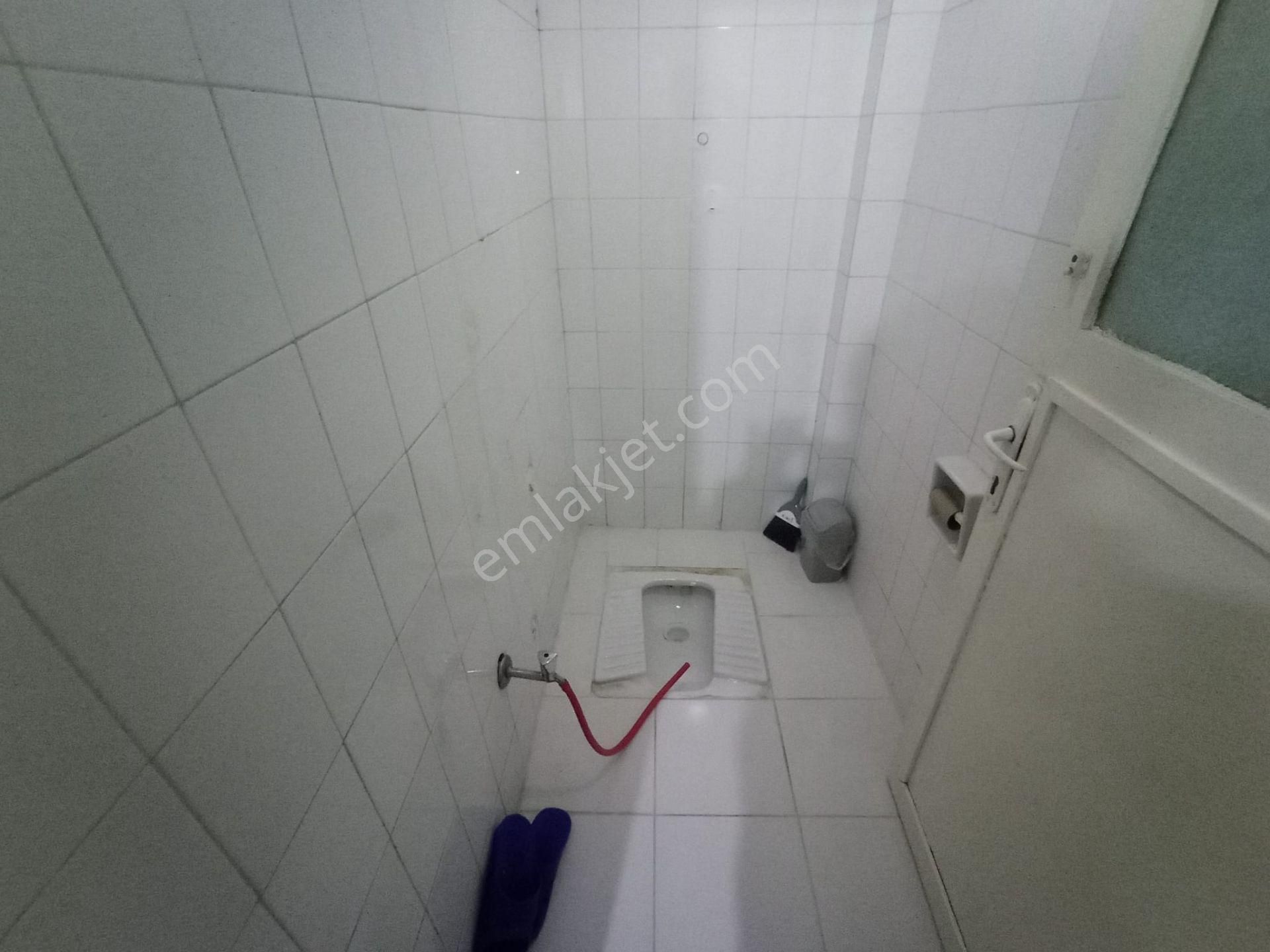 Tutarda Hürriyette Devlet Hastanesi Yakını 2+1 80m2 Arakat Daire - Görsel 17