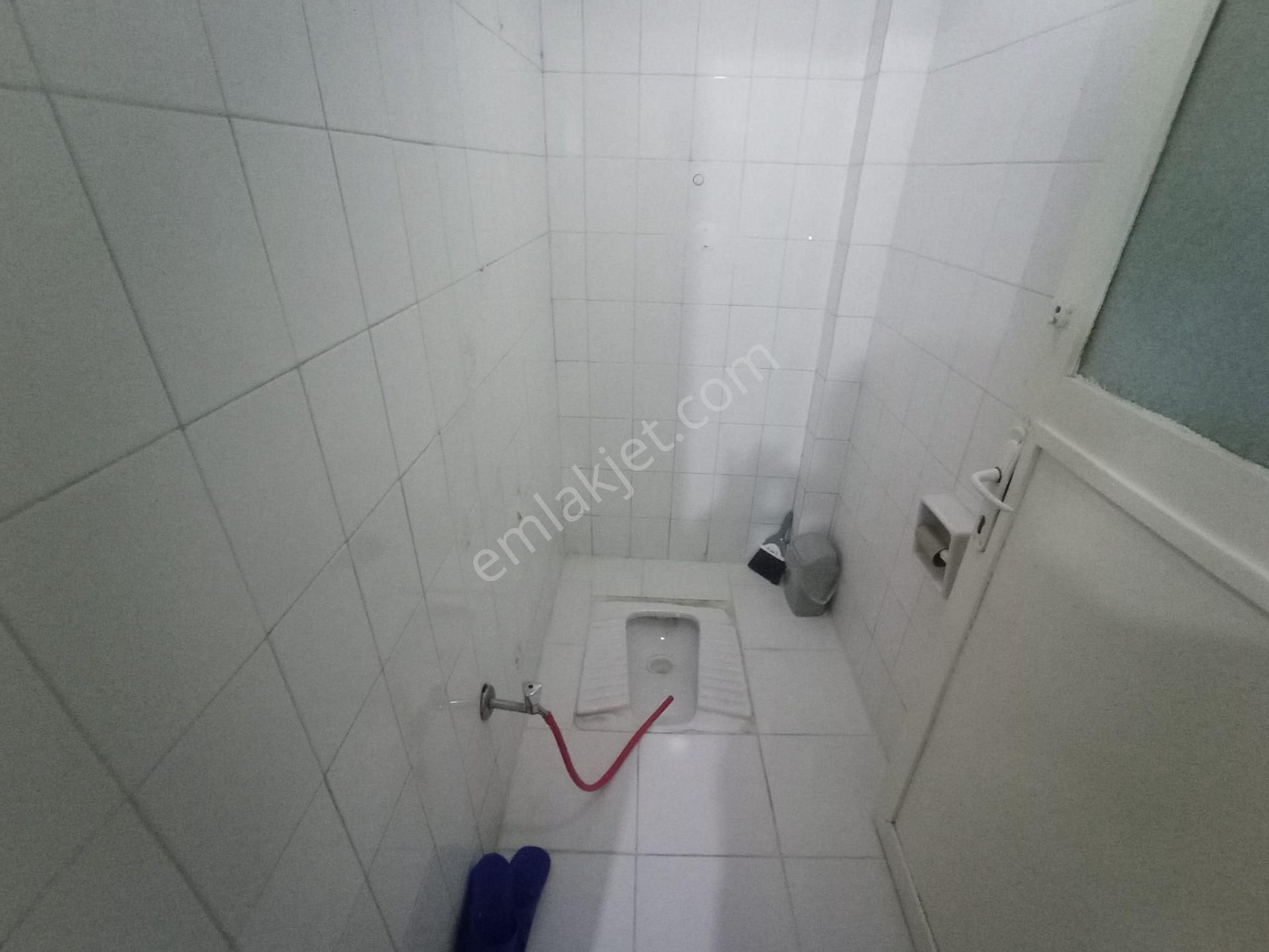 Tutarda Hürriyette Devlet Hastanesi Yakını 2+1 80m2 Arakat Daire - Görsel 18