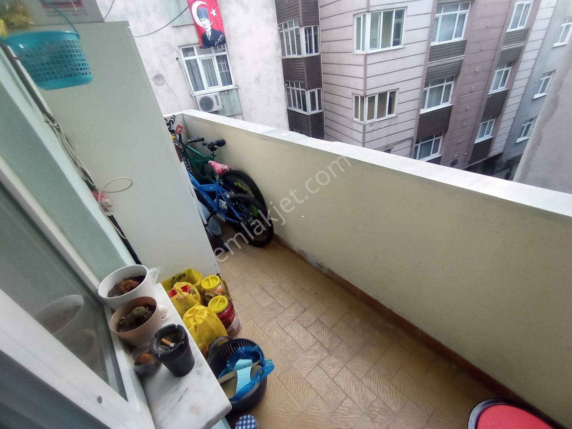 Tutarda Hürriyette Devlet Hastanesi Yakını 2+1 80m2 Arakat Daire - Görsel 12