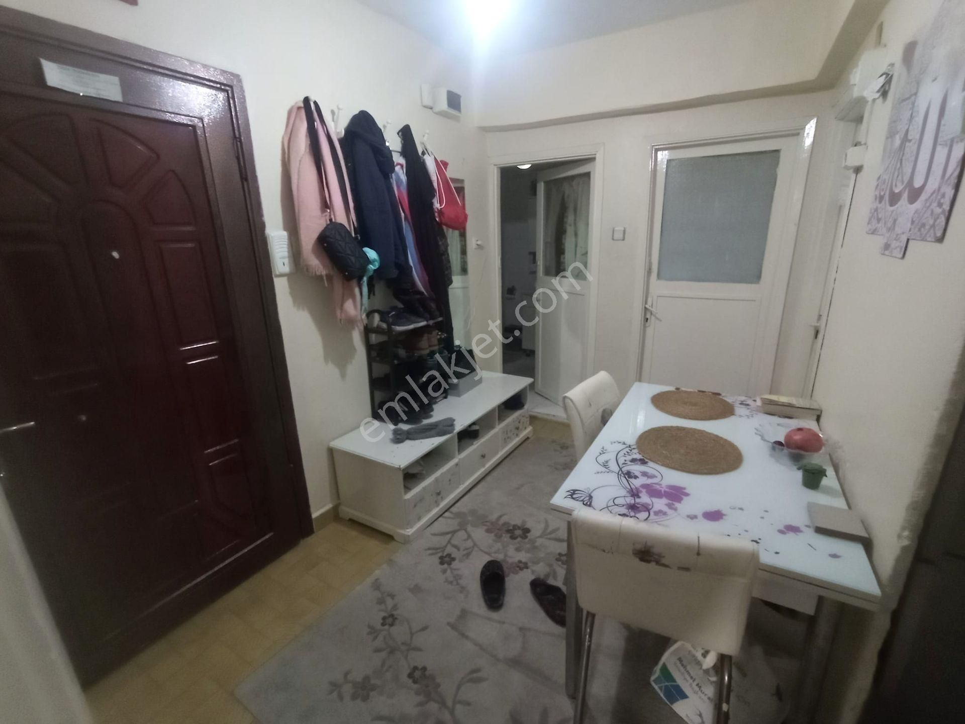 Tutarda Hürriyette Devlet Hastanesi Yakını 2+1 80m2 Arakat Daire - Görsel 13