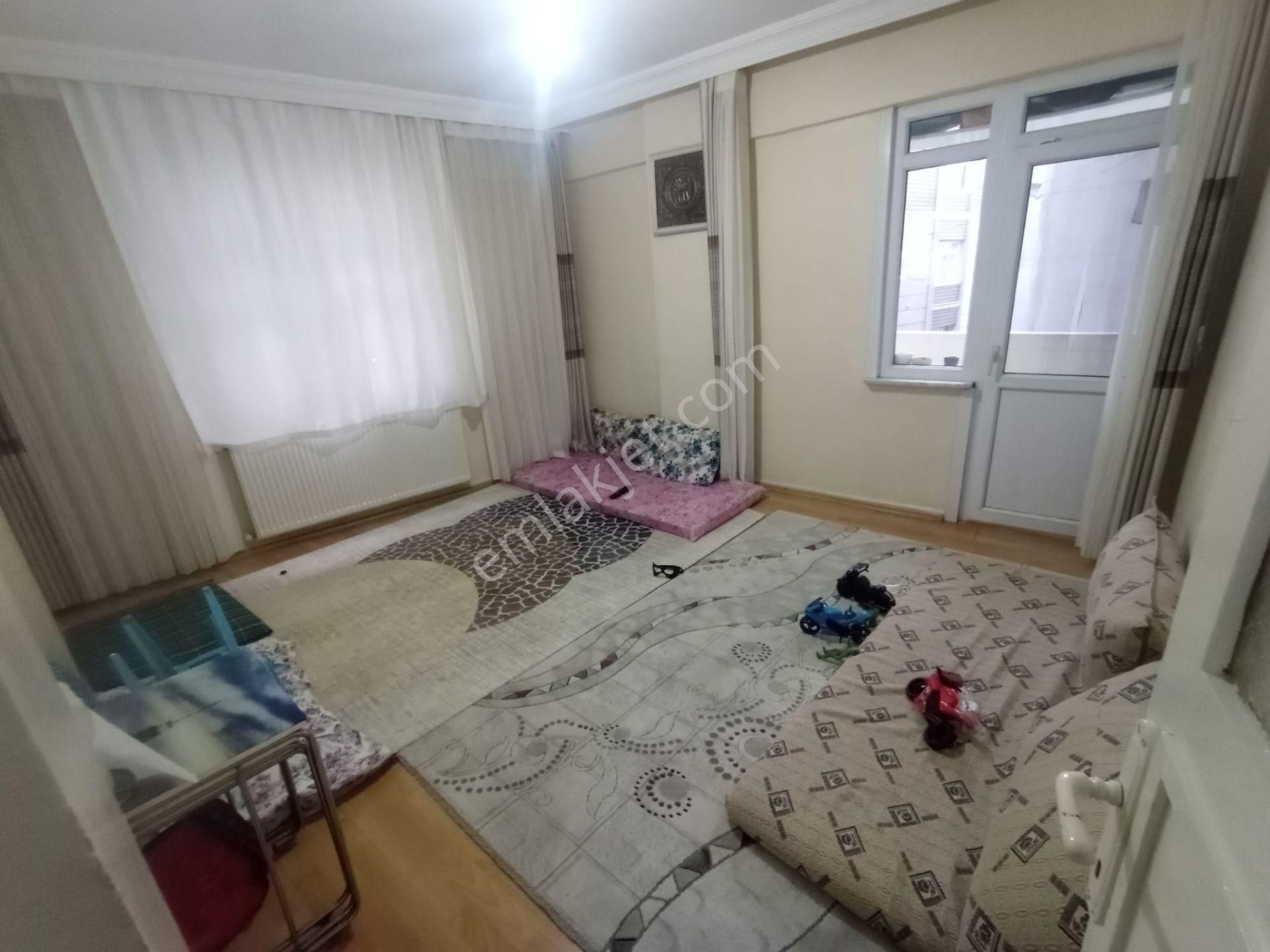 Tutarda Hürriyette Devlet Hastanesi Yakını 2+1 80m2 Arakat Daire - Görsel 3