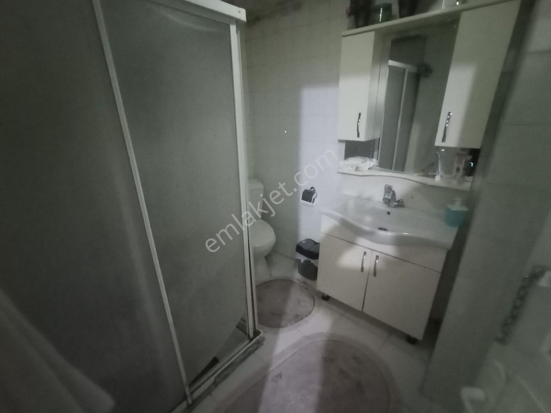 Tutarda Hürriyette Devlet Hastanesi Yakını 2+1 80m2 Arakat Daire - Görsel 16
