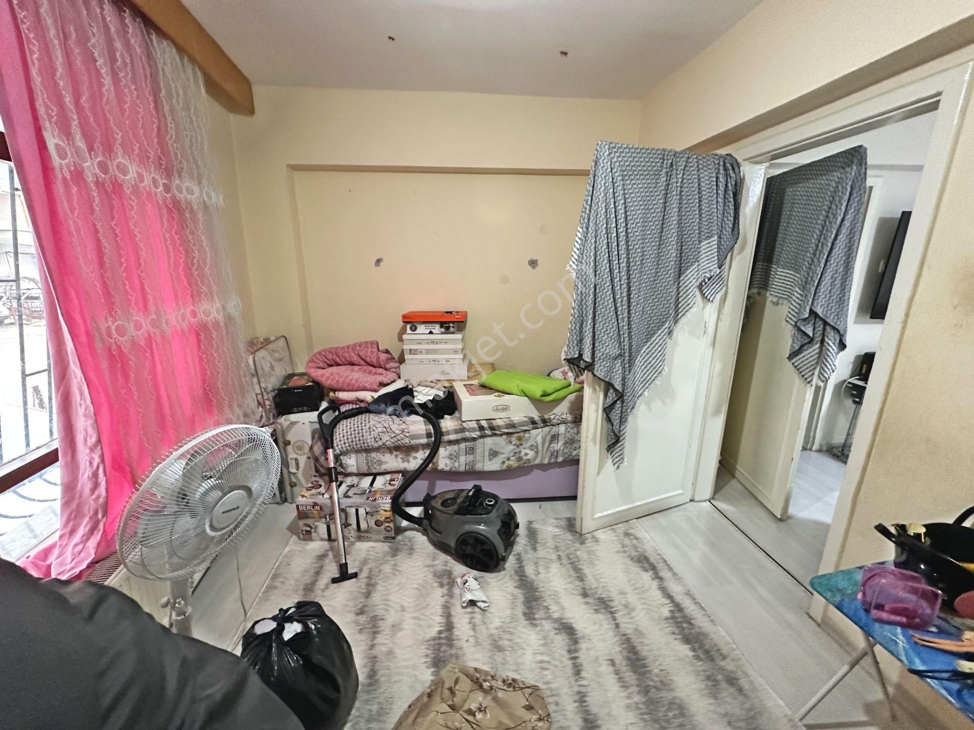 Dikimevi Metro Yakınında Ön Cephede Balkonlu 2+1 Satılık Daire - Görsel 8