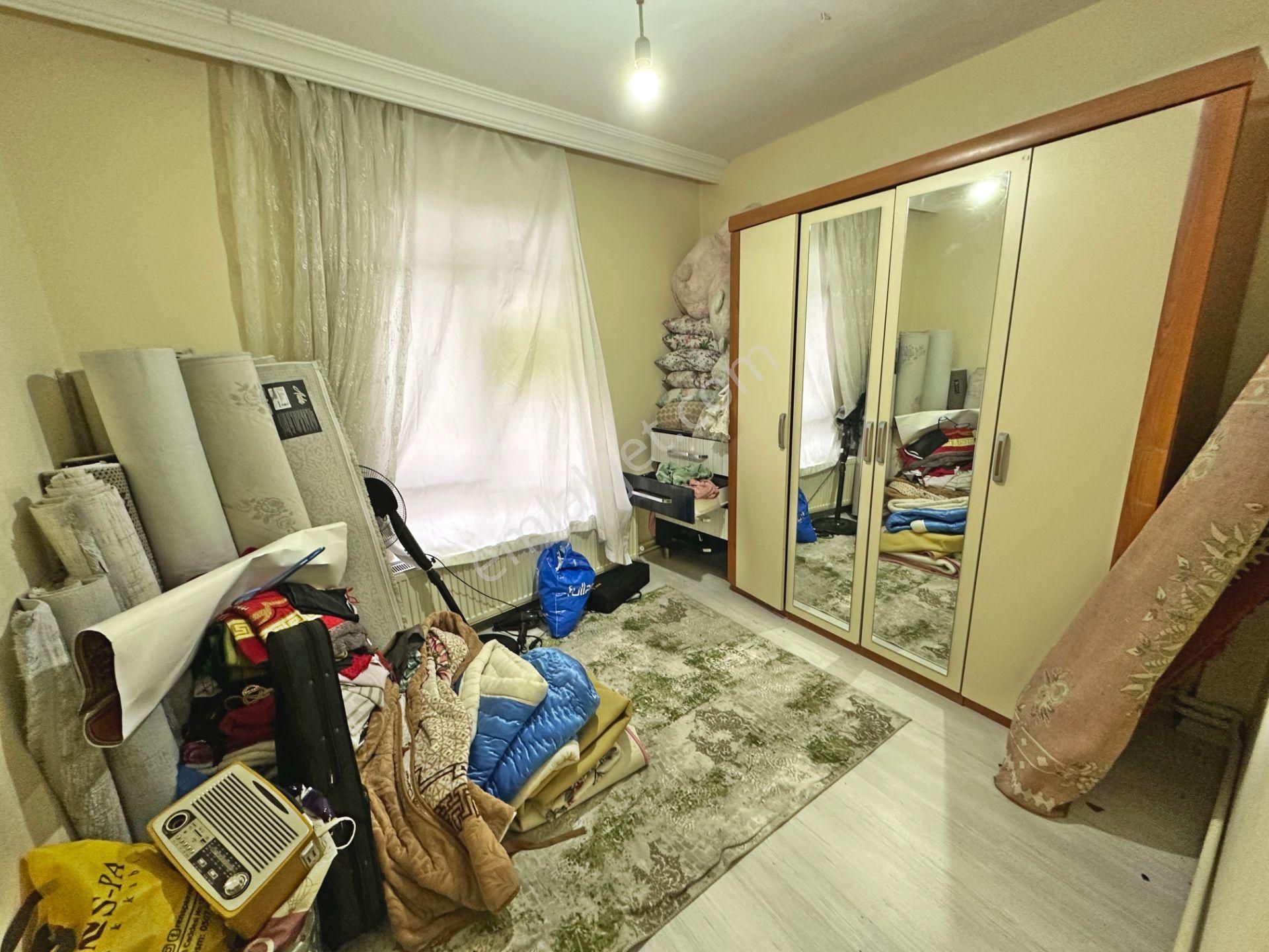 Dikimevi Metro Yakınında Ön Cephede Balkonlu 2+1 Satılık Daire - Görsel 12