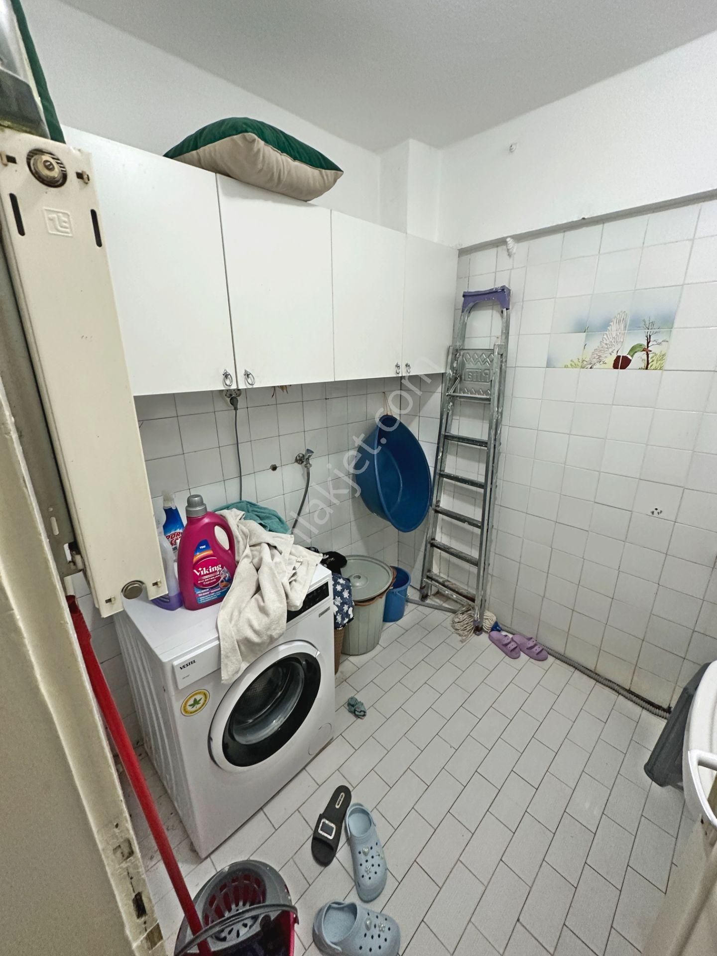 Dikimevi Metro Yakınında Ön Cephede Balkonlu 2+1 Satılık Daire - Görsel 14