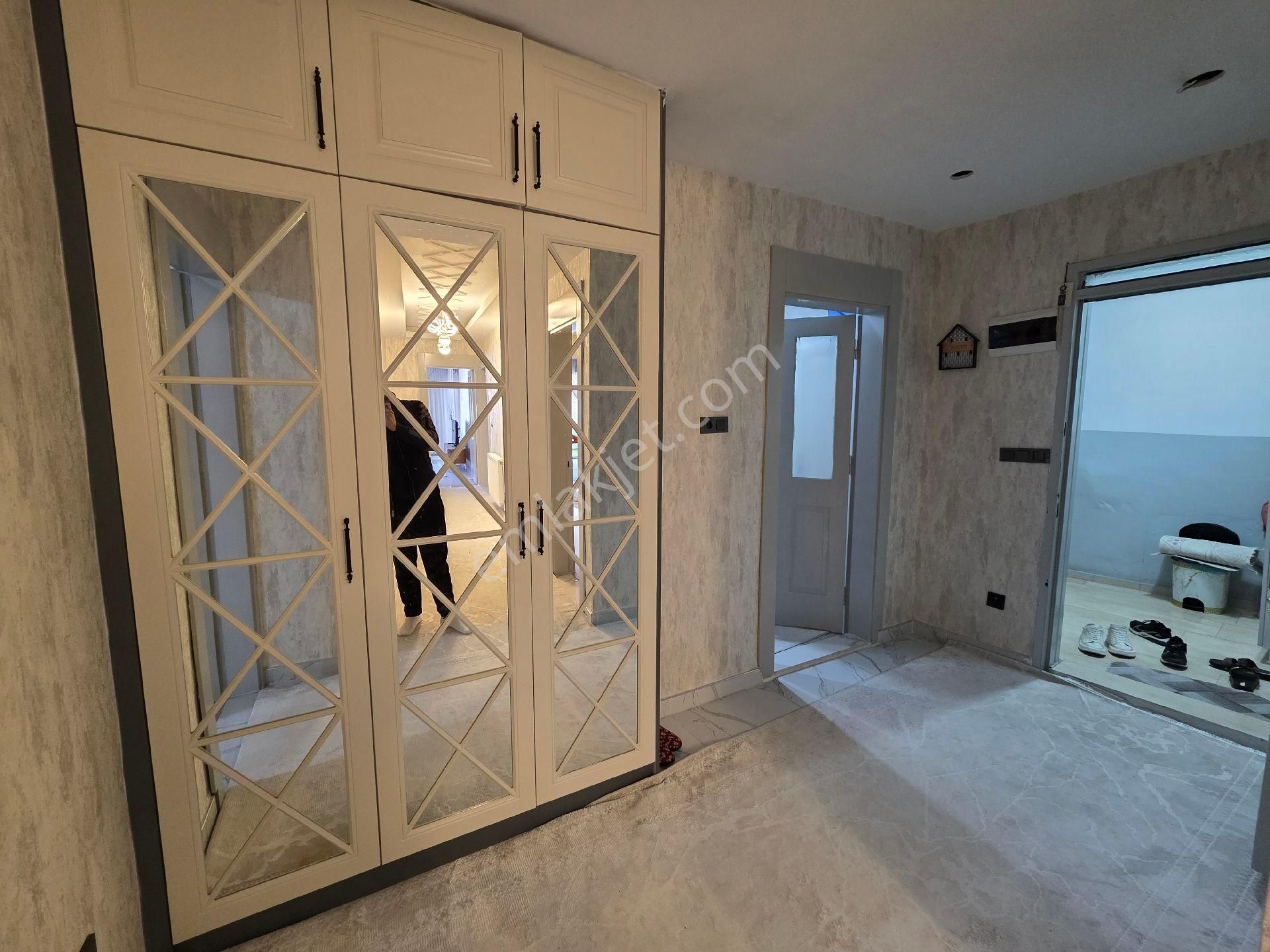 Yeşilevler'in En Geniş En Lüx 4+1 Kattan Bölme Dairesi - Görsel 15