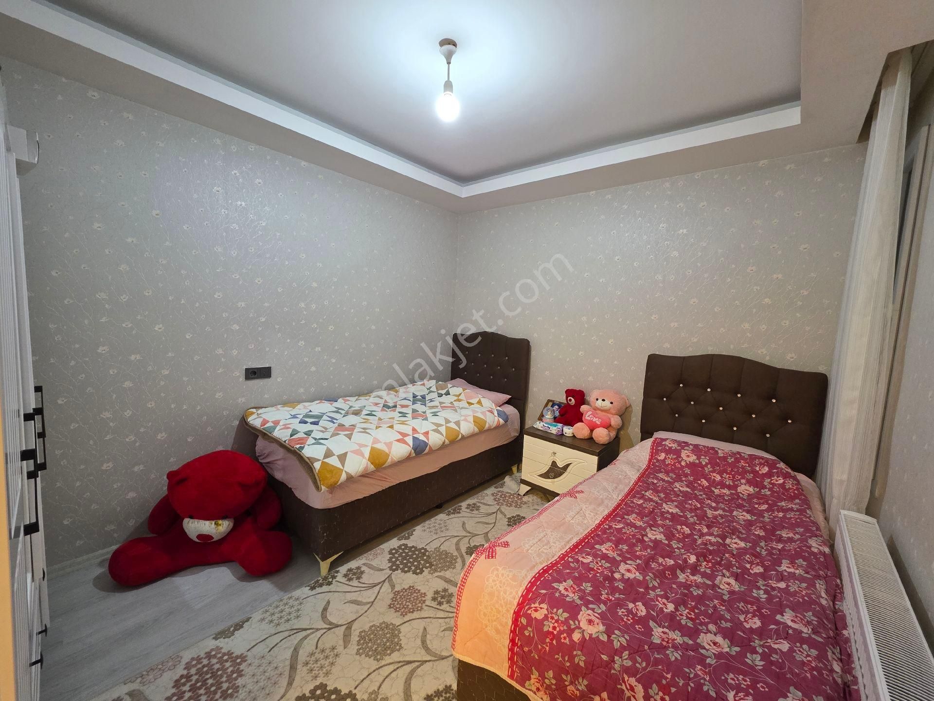 Yeşilevler'in En Geniş En Lüx 4+1 Kattan Bölme Dairesi - Görsel 16