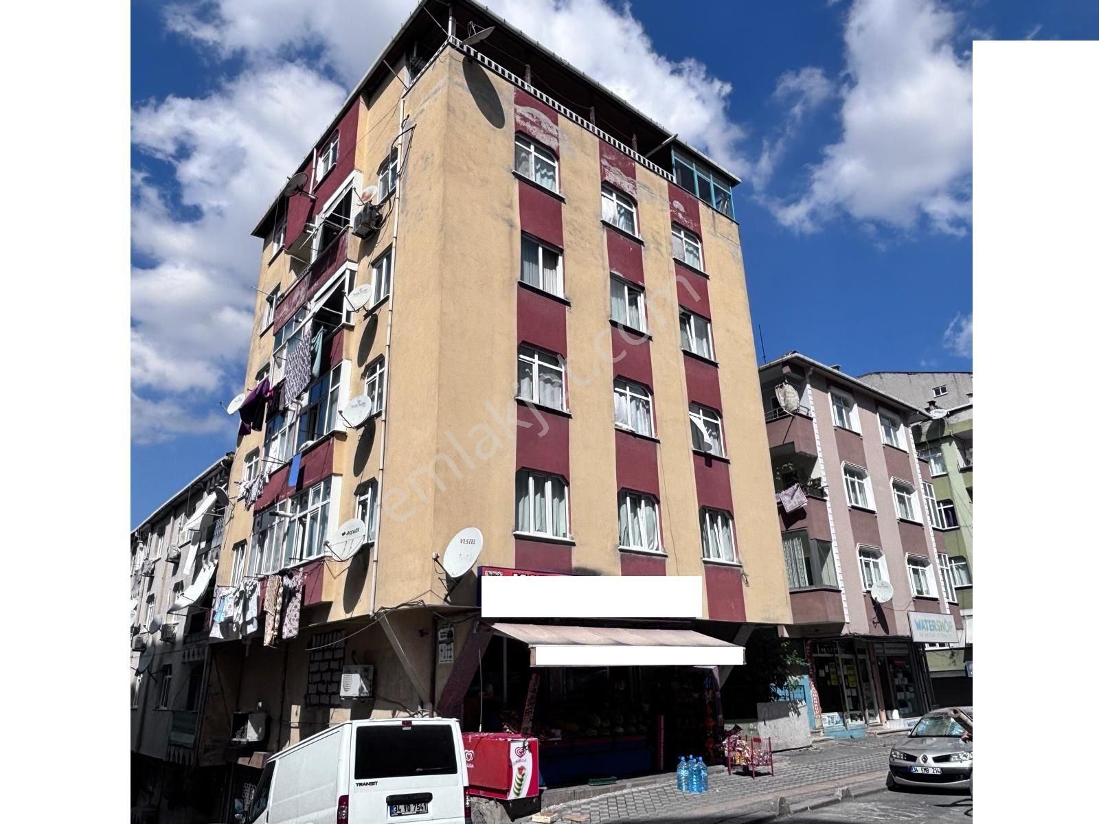 Tutar Da Hürriyet Mah Hürriyet Cad Üzerinde 2+1 Arakat Daire