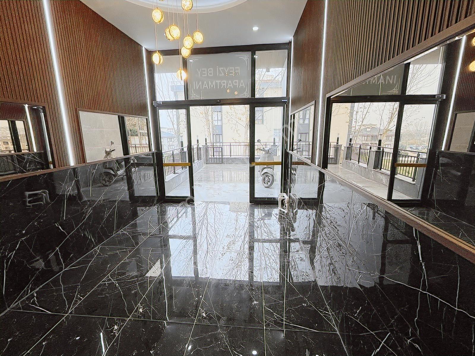 1+1 Arakat ( A- Kalite )şehir Hastahanesine Komşu Eşyalı Kiralık - Görsel 3