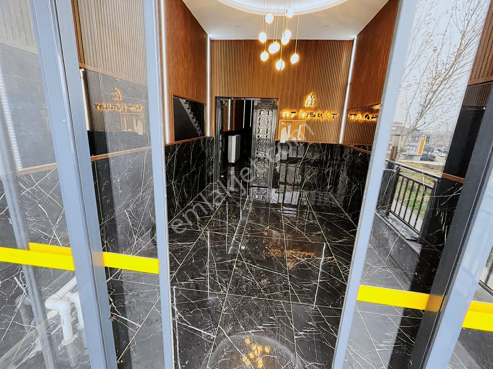 1+1 Arakat ( A- Kalite )şehir Hastahanesine Komşu Eşyalı Kiralık - Görsel 4