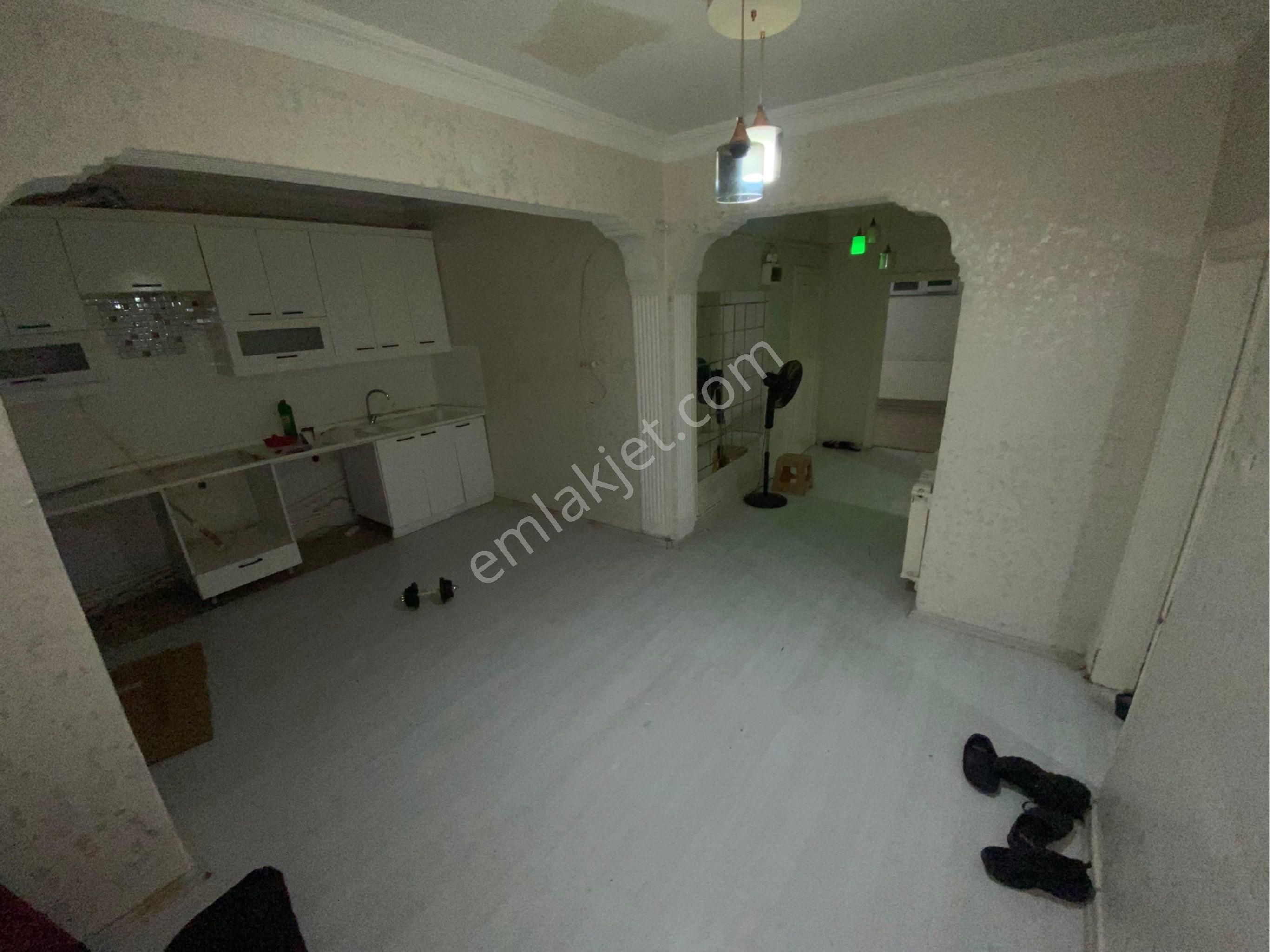 Aydın İnş.uğurmumcu Mah 3+1 130m2 Bahçe Katı Ebeveyn Banyolu Yabancı Aile Uygun - Görsel 6