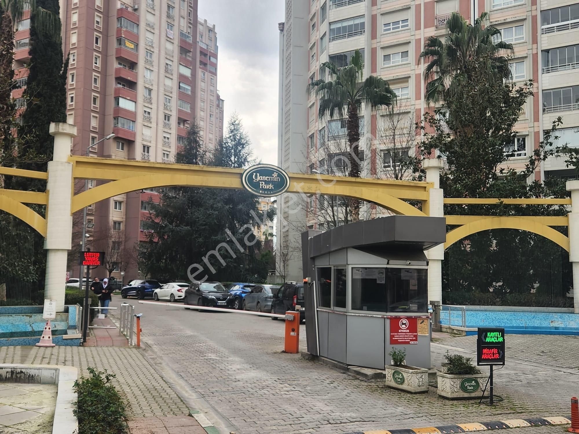 İdenova ' Dan Yasemin Park ' Da 3+1 Eşyalı Kiralık Daire