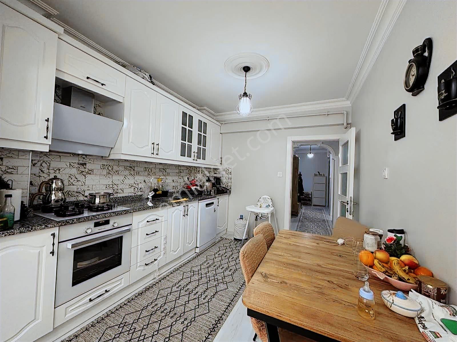 Muhittin Mh De Satılık 3+1 İçi Ful Yapılı - Görsel 24