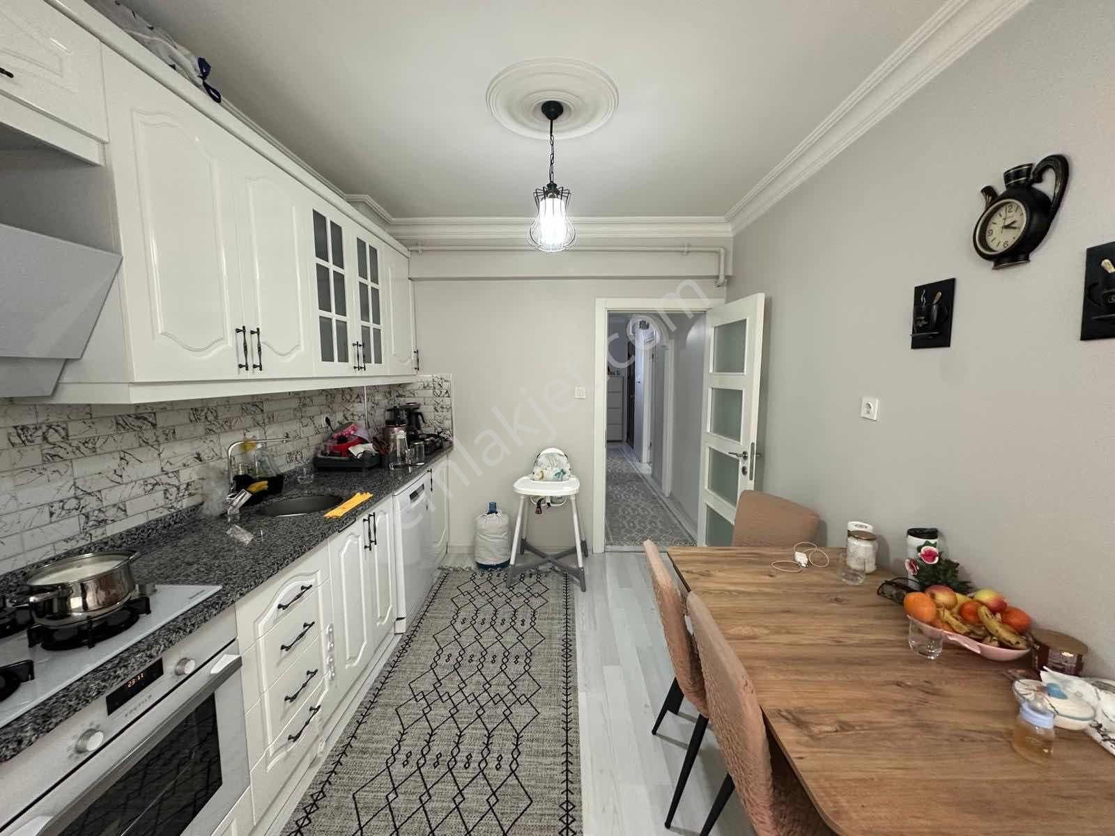 Muhittin Mh De Satılık 3+1 İçi Ful Yapılı - Görsel 14