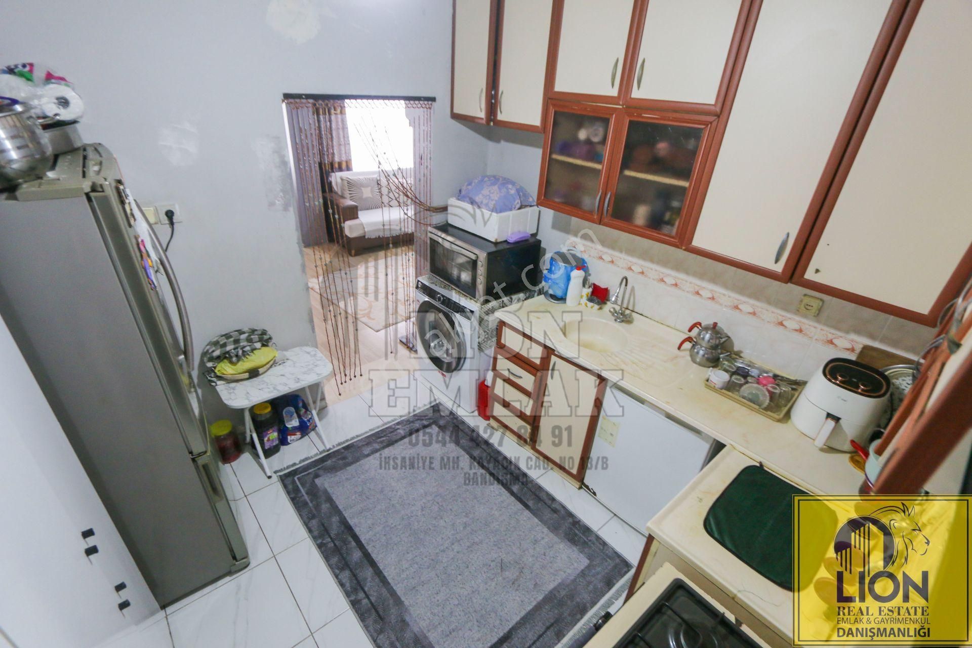 Lıon Emlak'tan Çarşı Merkez'de Masrafsız Satılık 3+1 Daire - Görsel 4