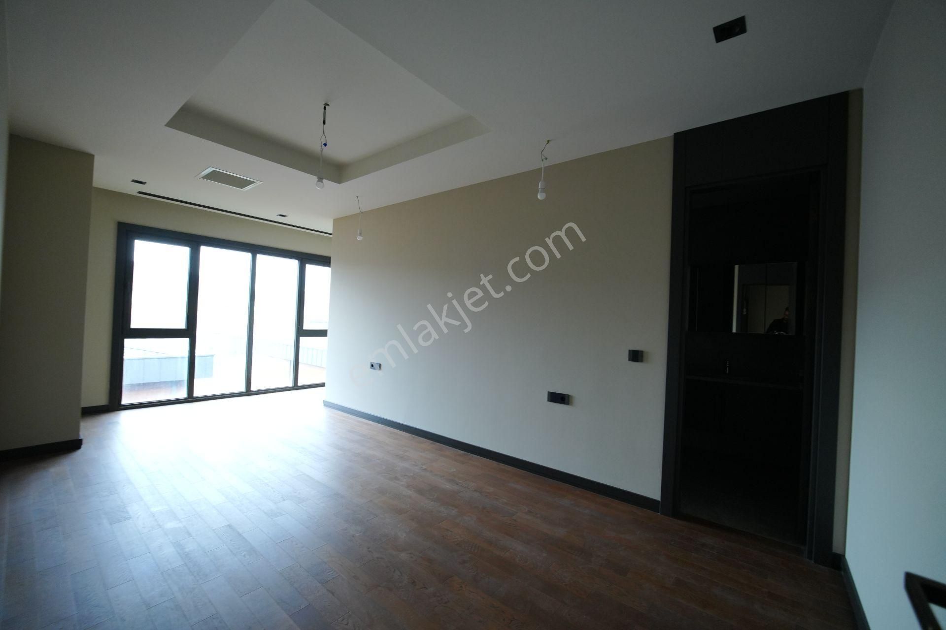 Mevsim İstanbul Bahçeşehir 7+2 Müstakil Tripleks Satılık Villa - Görsel 21