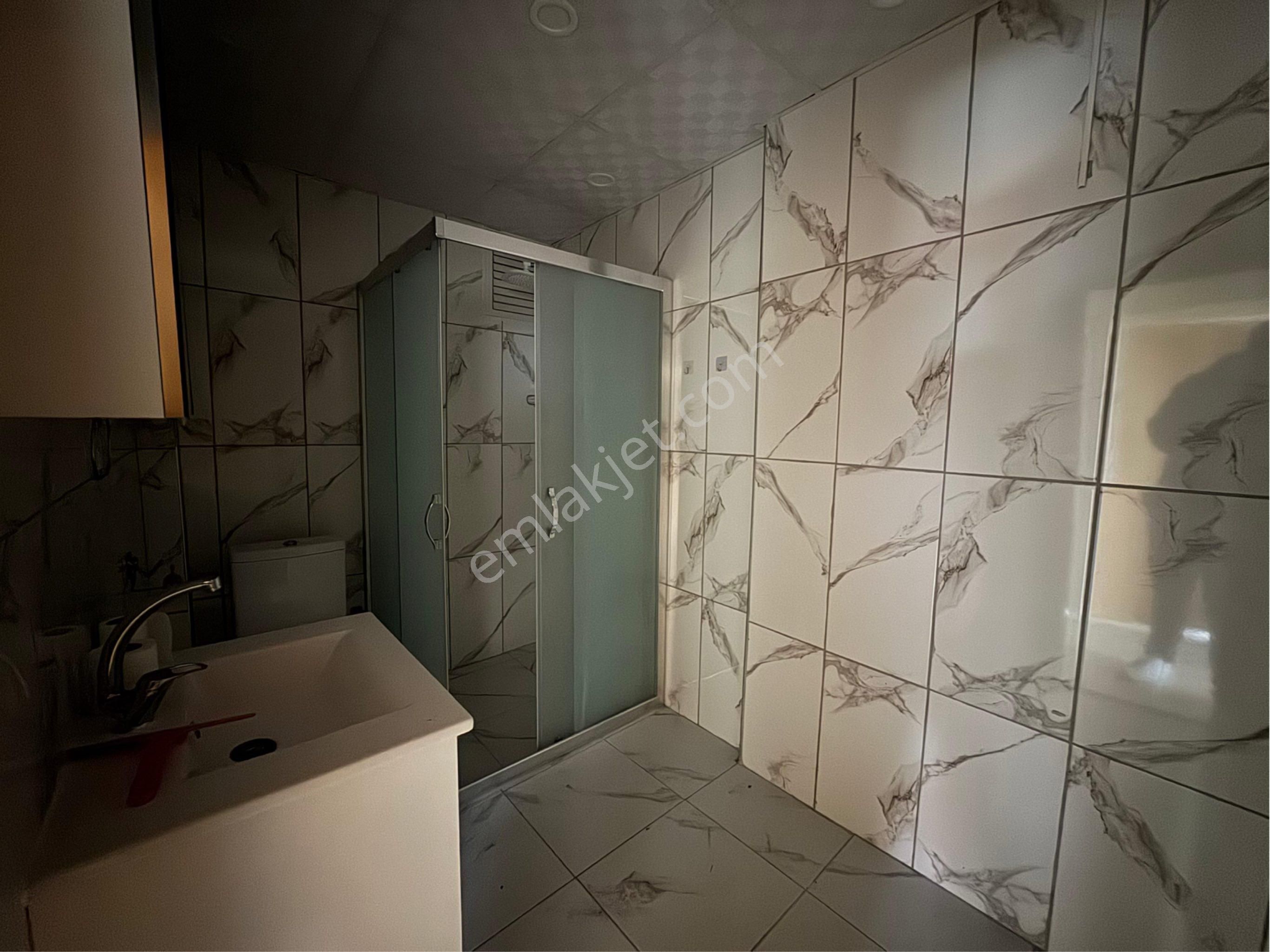 İldem 3 Tramvay Durağında Ara Kat Daire - Görsel 17