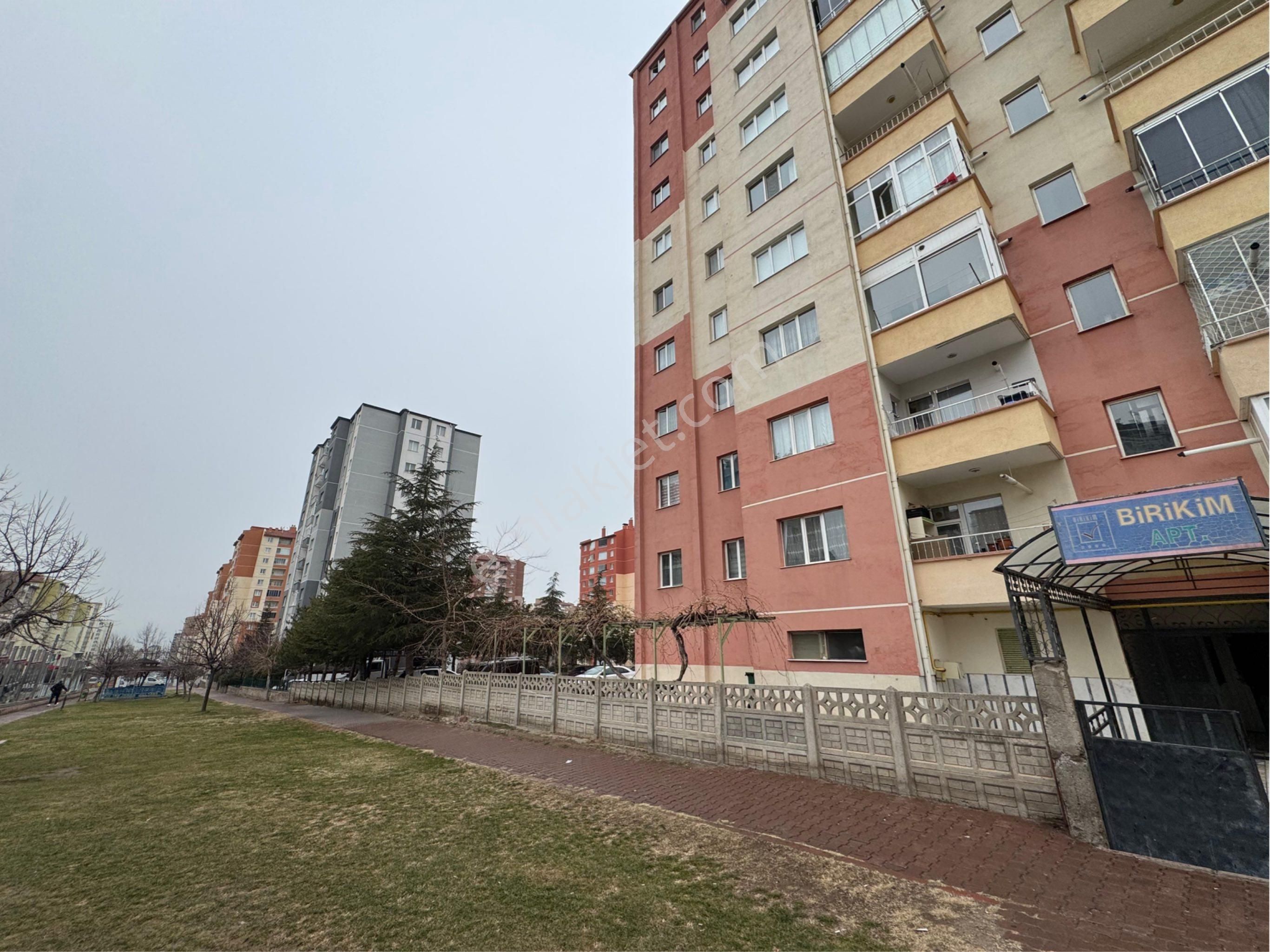 İldem 3 Tramvay Durağında Ara Kat Daire - Görsel 23