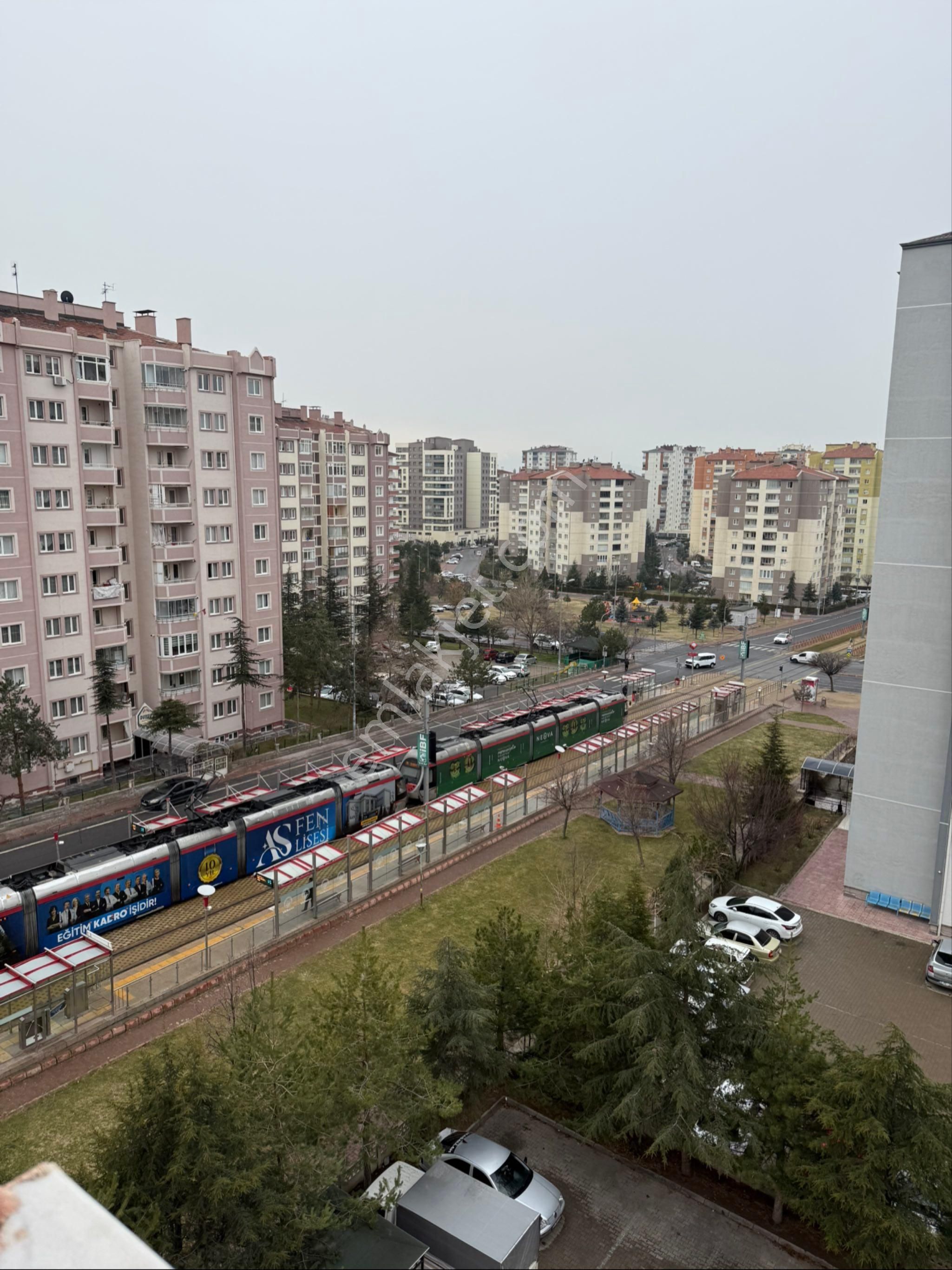 İldem 3 Tramvay Durağında Ara Kat Daire - Görsel 31