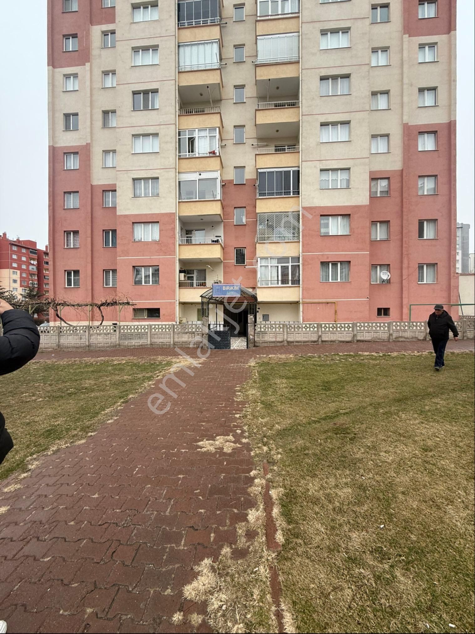 İldem 3 Tramvay Durağında Ara Kat Daire - Görsel 26